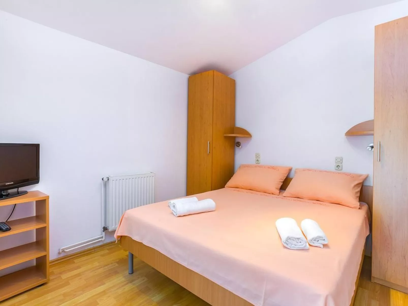 Für 4 Personen ca. 35 m&sup2; in Medulin, Istrien (Medulin und Umgebung)-Image-tags.info