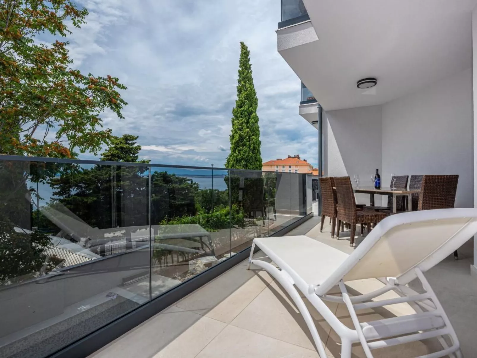 Apartment Emilia-Buiten