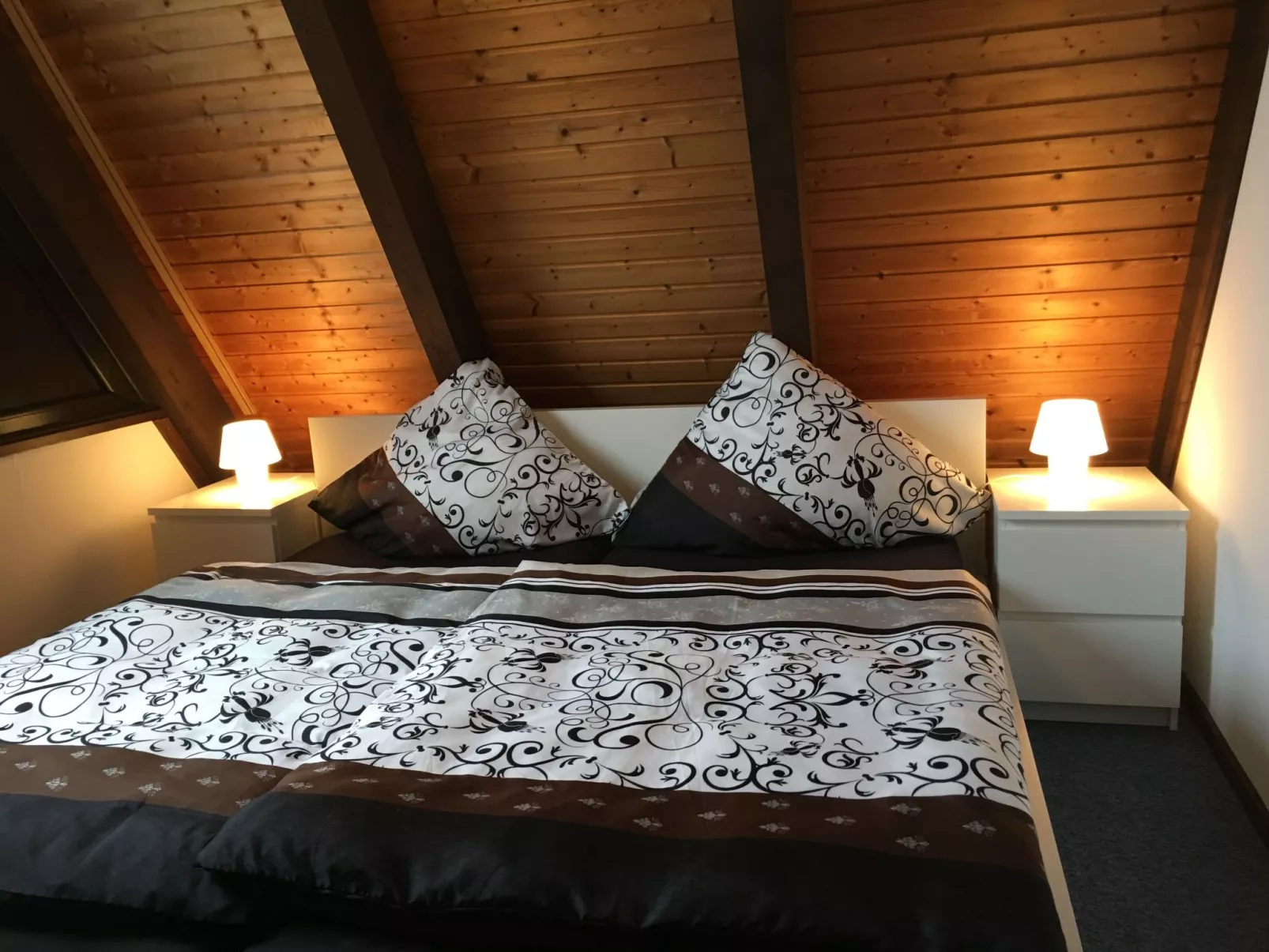 Mit Garten, Grill und Terrasse - Binnen