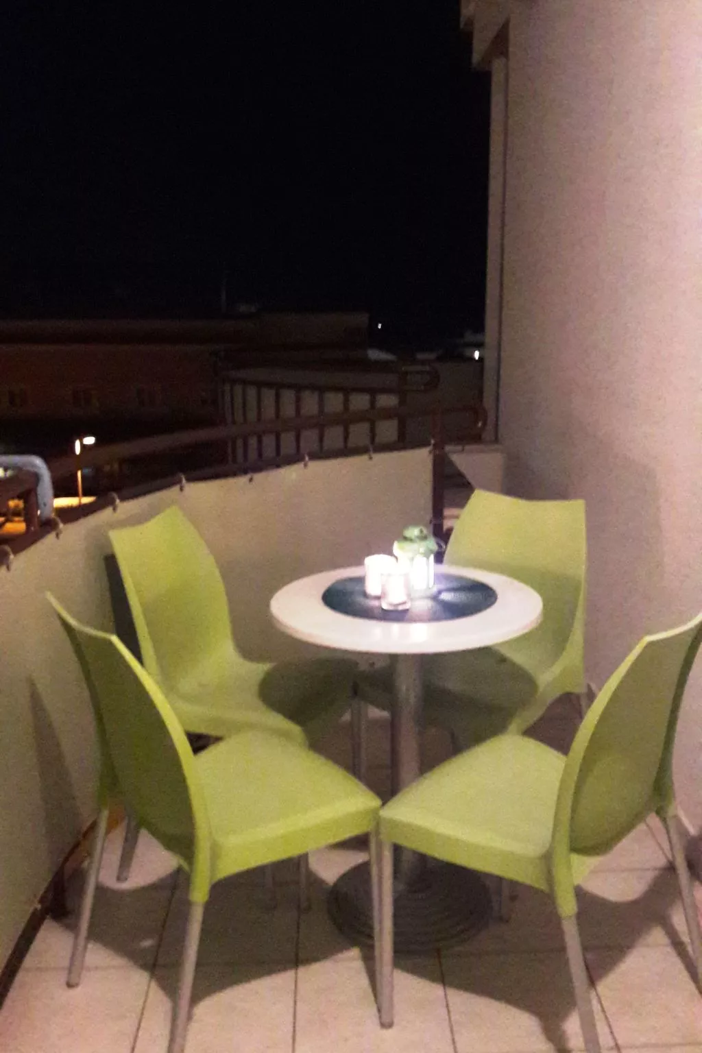 Mit Blick auf das Wasser-Binnen