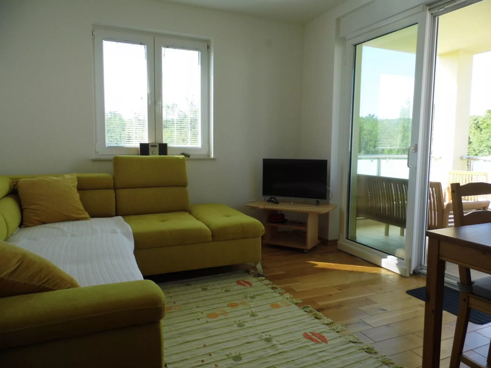 Modernes Apartment mit teilweisem Meerblick-Binnen