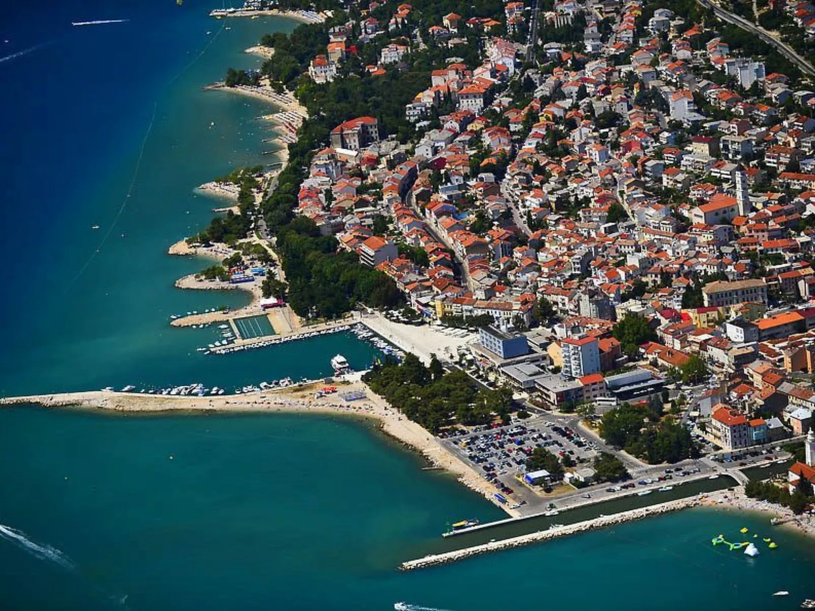 Wohnung für 6 Personen mit Jacuzzi-Image-tags.info