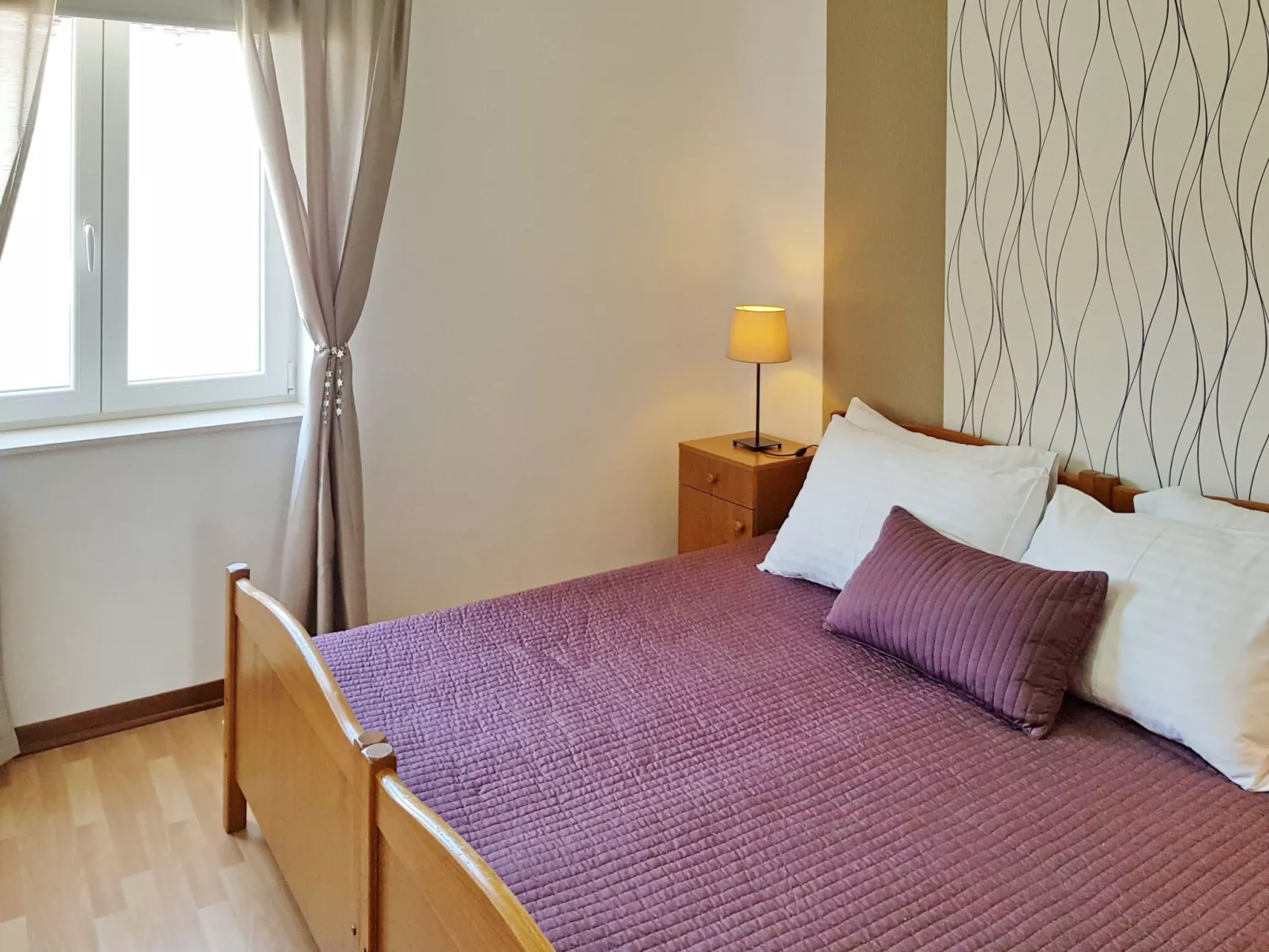 Brnic8-Image-tags.info