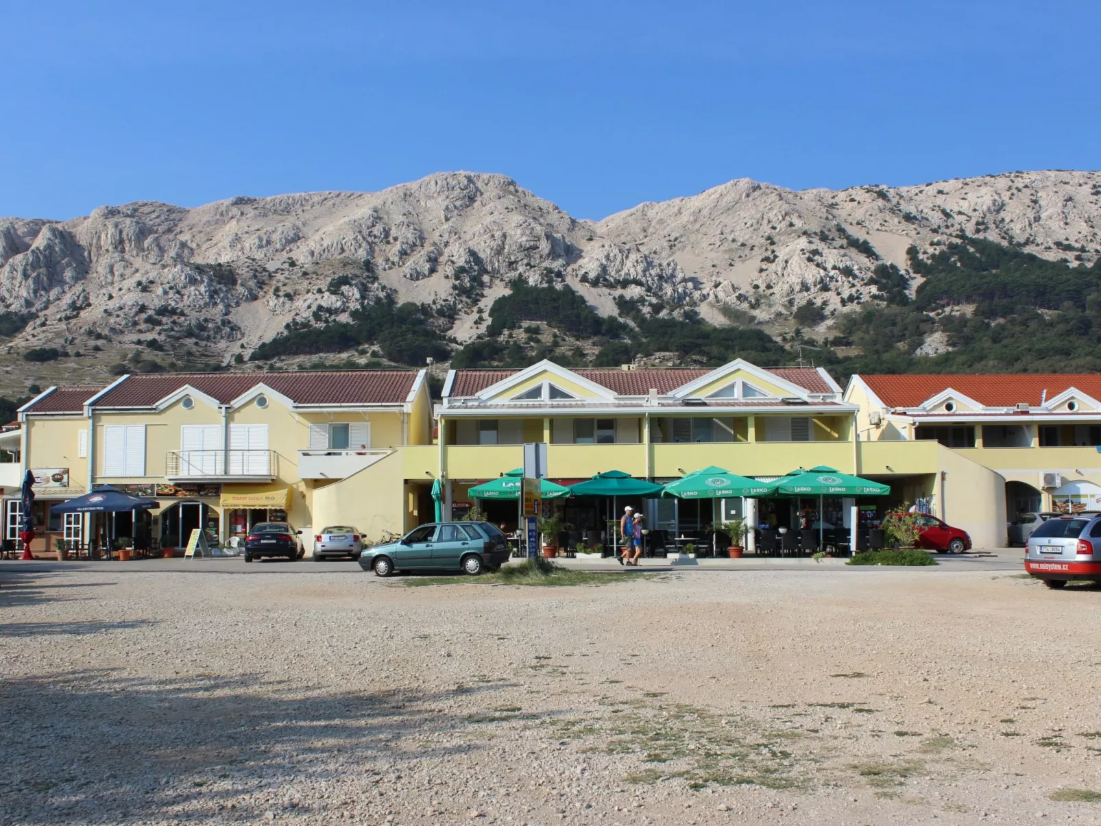 Appartement in Baška mit Eigenem Balkon-Buiten