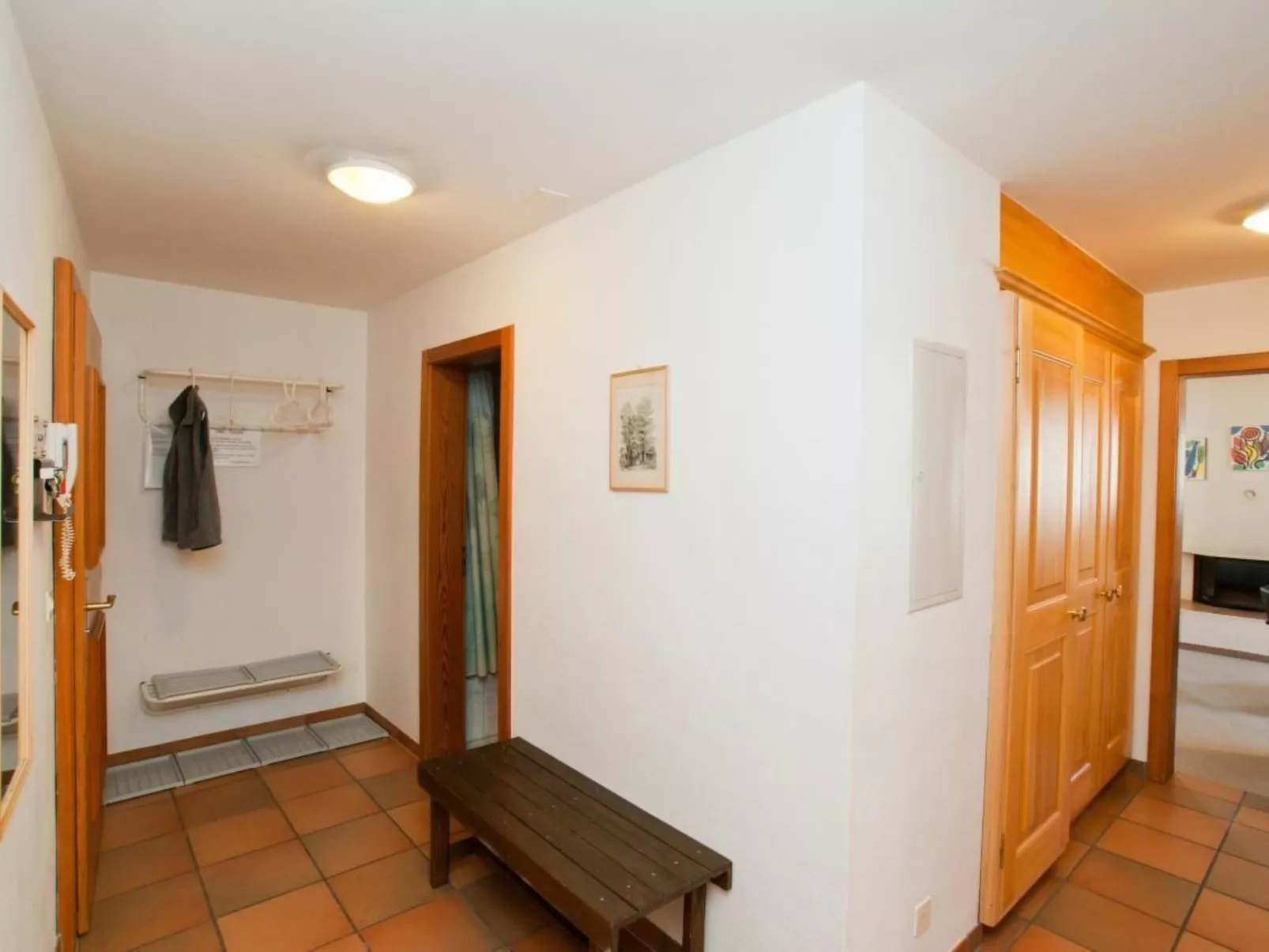 Il balcun tort-Binnen