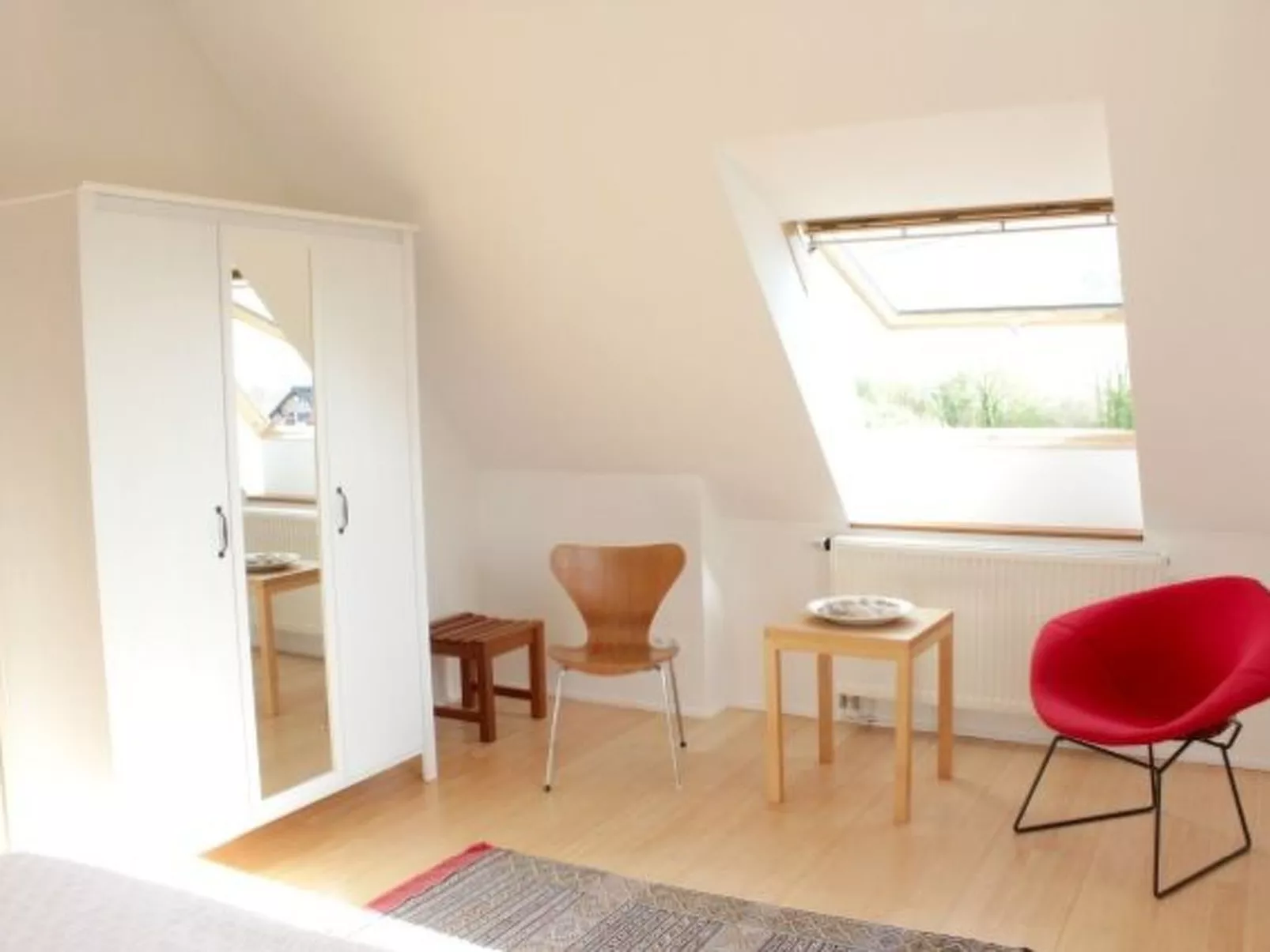 In Sourdeval Les Bois mit Garten-Binnen