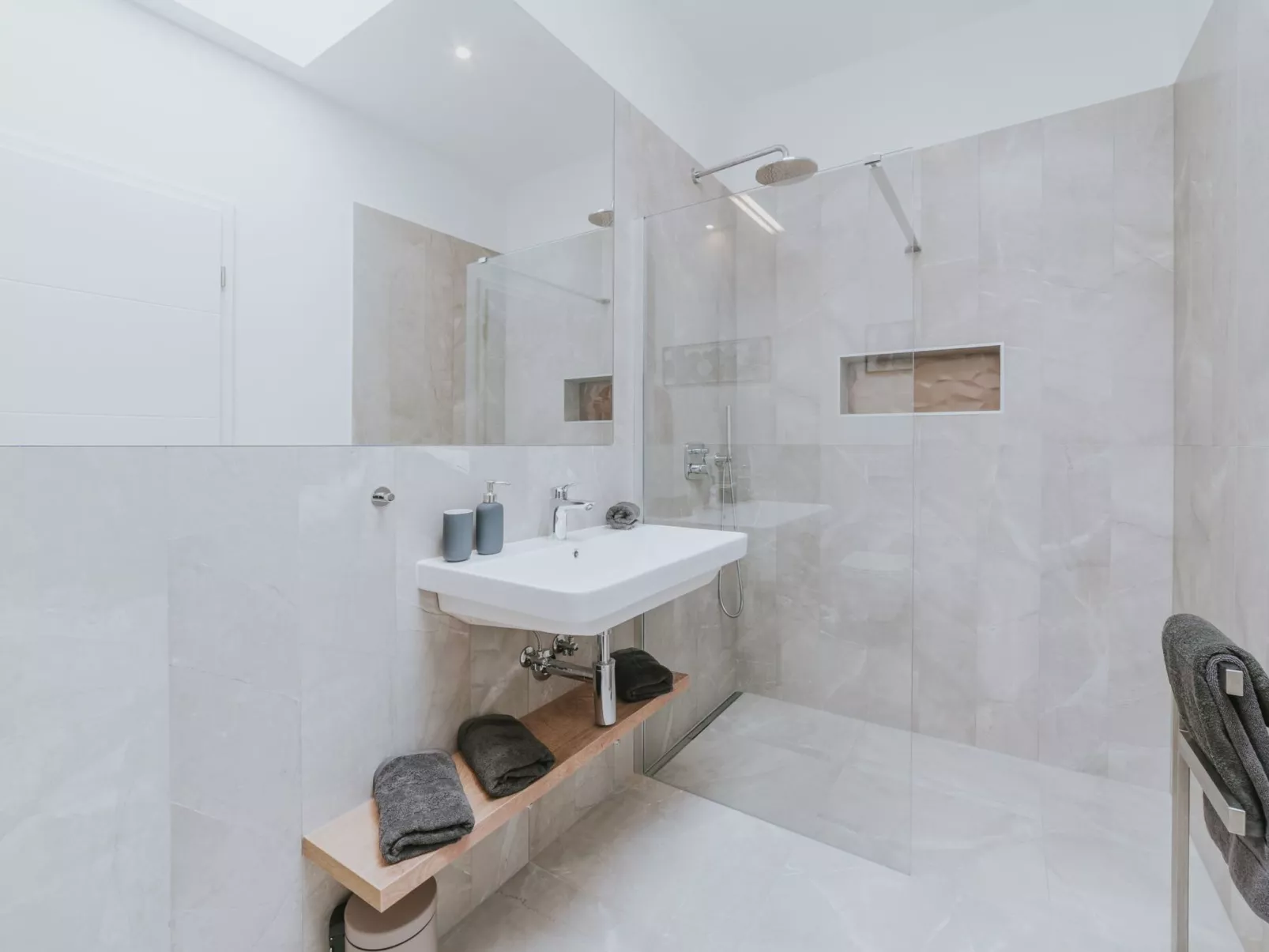 Haus in Novigrad mit privatem Pool-Binnen