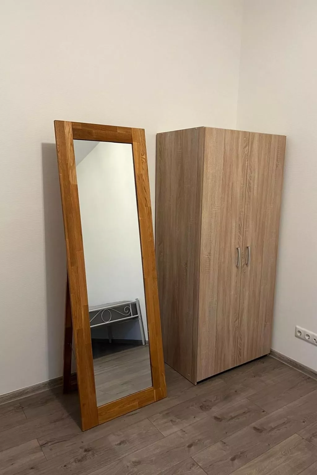 Große, möblierte Wohnung mit Garten-Binnen