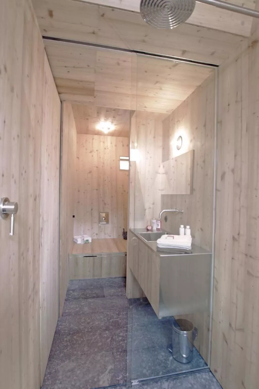 - Ufogel-Image-tags.info