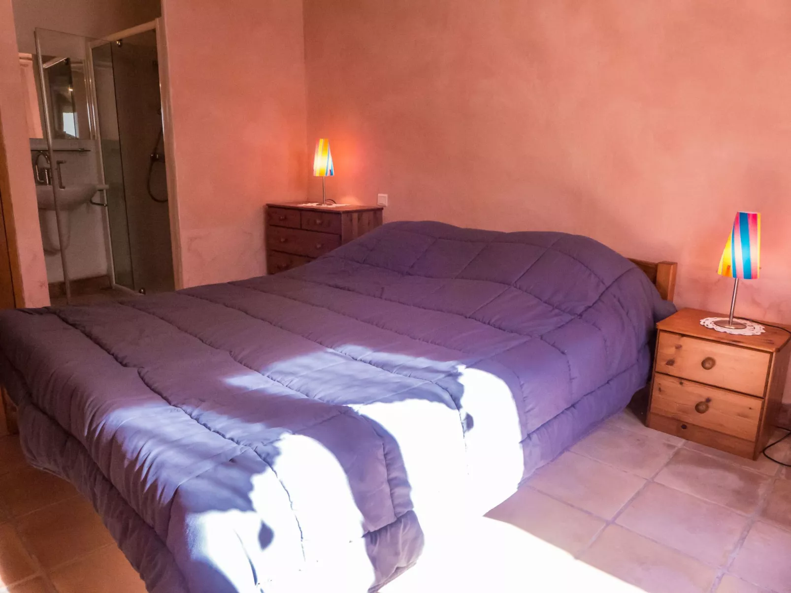 Komfortables Ferienhaus mit Privatpool-Binnen