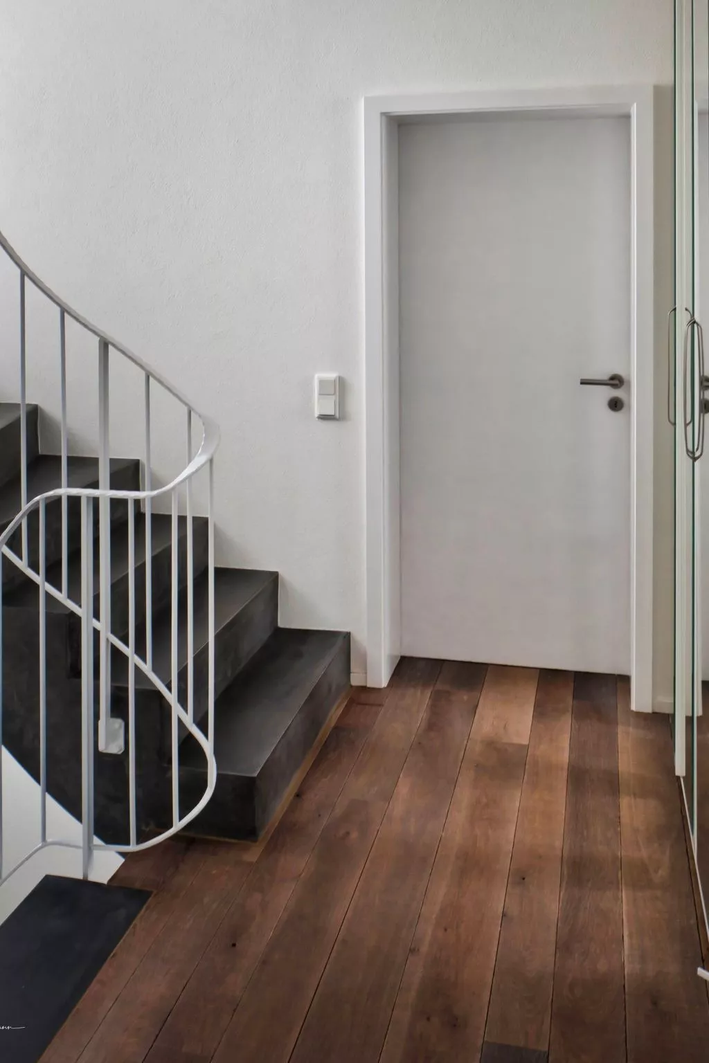 Panoramahaus & Pool-Binnen