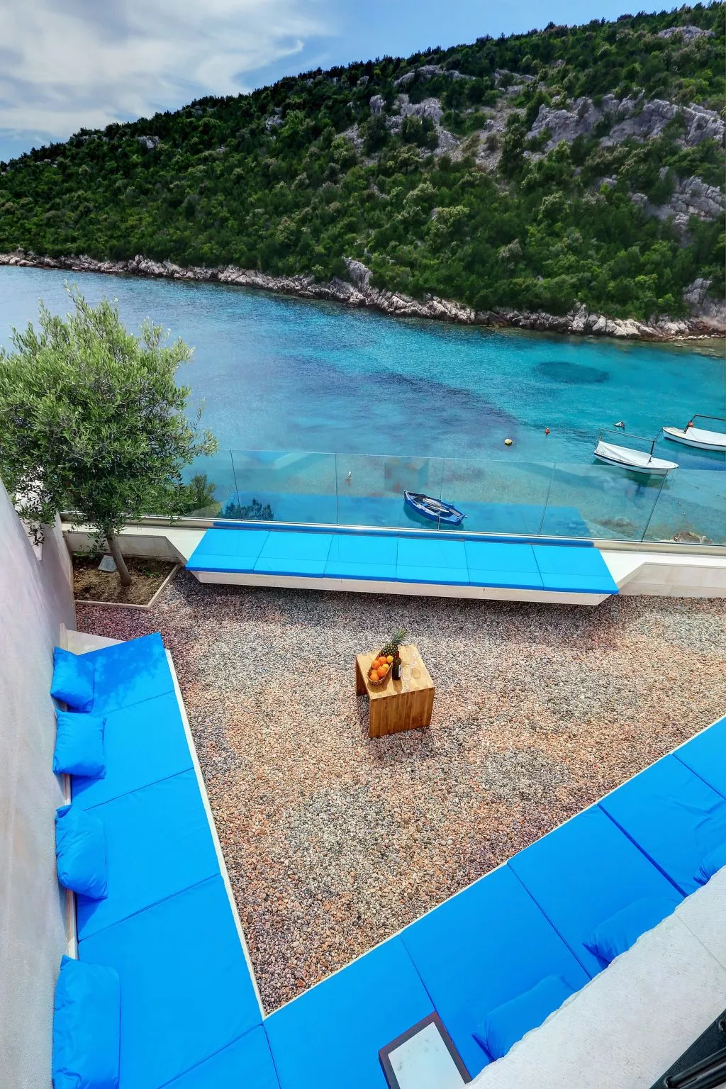 Villa by the Sea-Image-tags.info