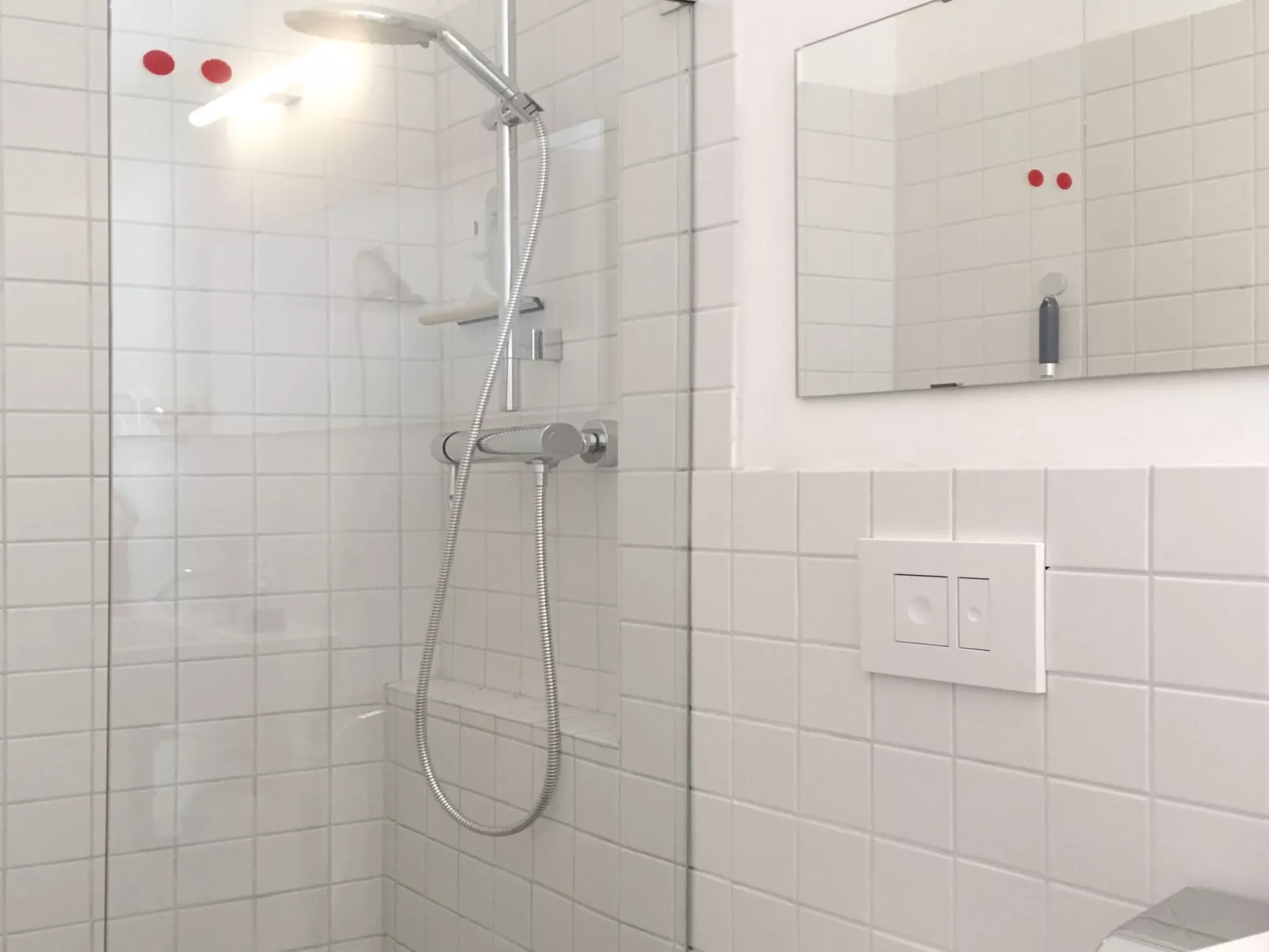 Zentrale Wohnung mit Klavier, Kunst und Design-Binnen