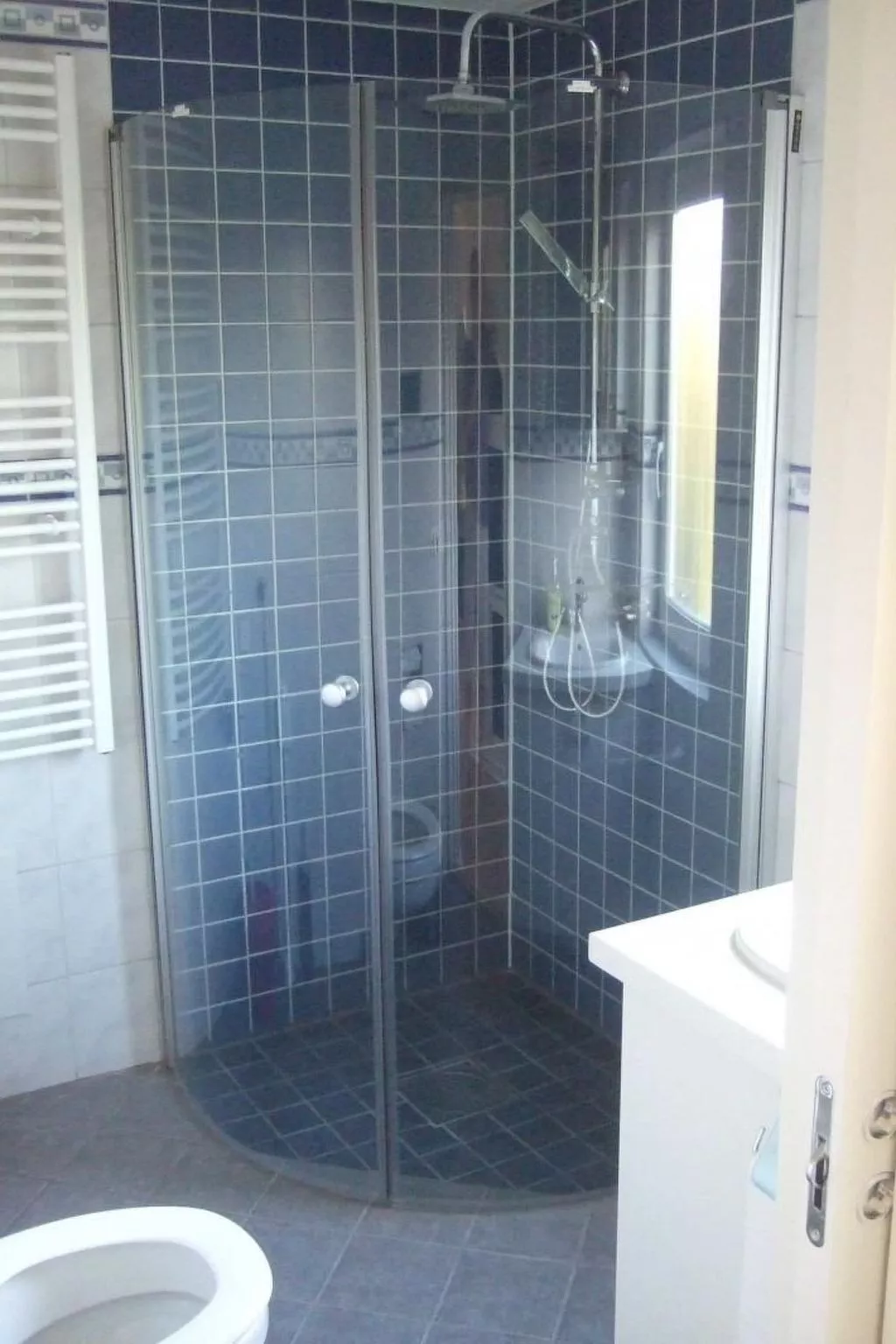 Mit Blick auf das Wasser-Binnen