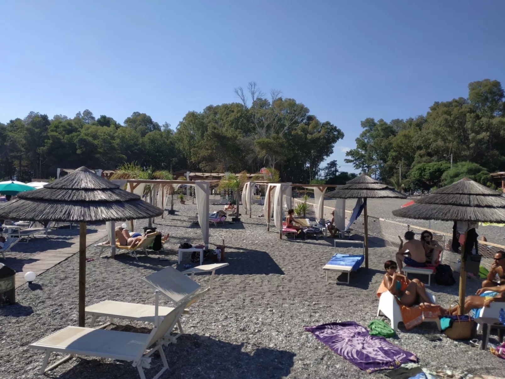 Mansardische Kommode-Buiten