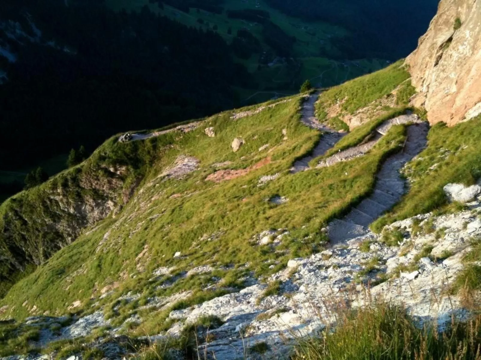 Brunni-Alpthal direkt an den Mythen-Bergen-Buiten