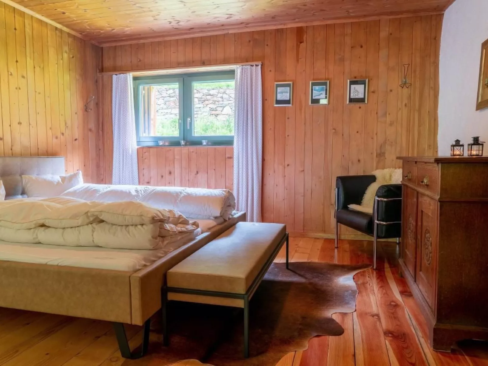 Maiensäss 5.5 Zi sonnig und rustikal-Binnen