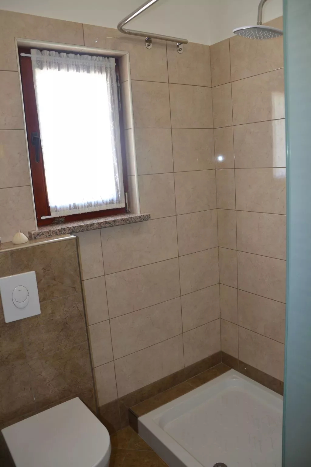 Landgut "Fragola" mit Blick auf die Berge-Binnen