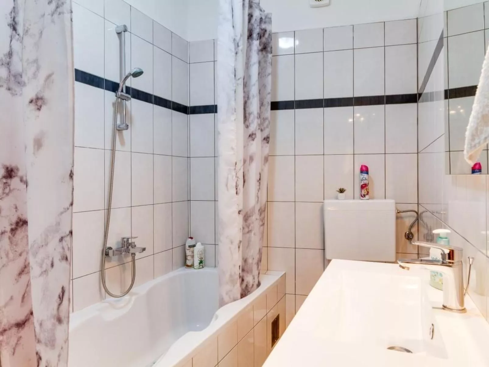 Haus Furlani mit schönem Garten und privatem Pool-Image-tags.info