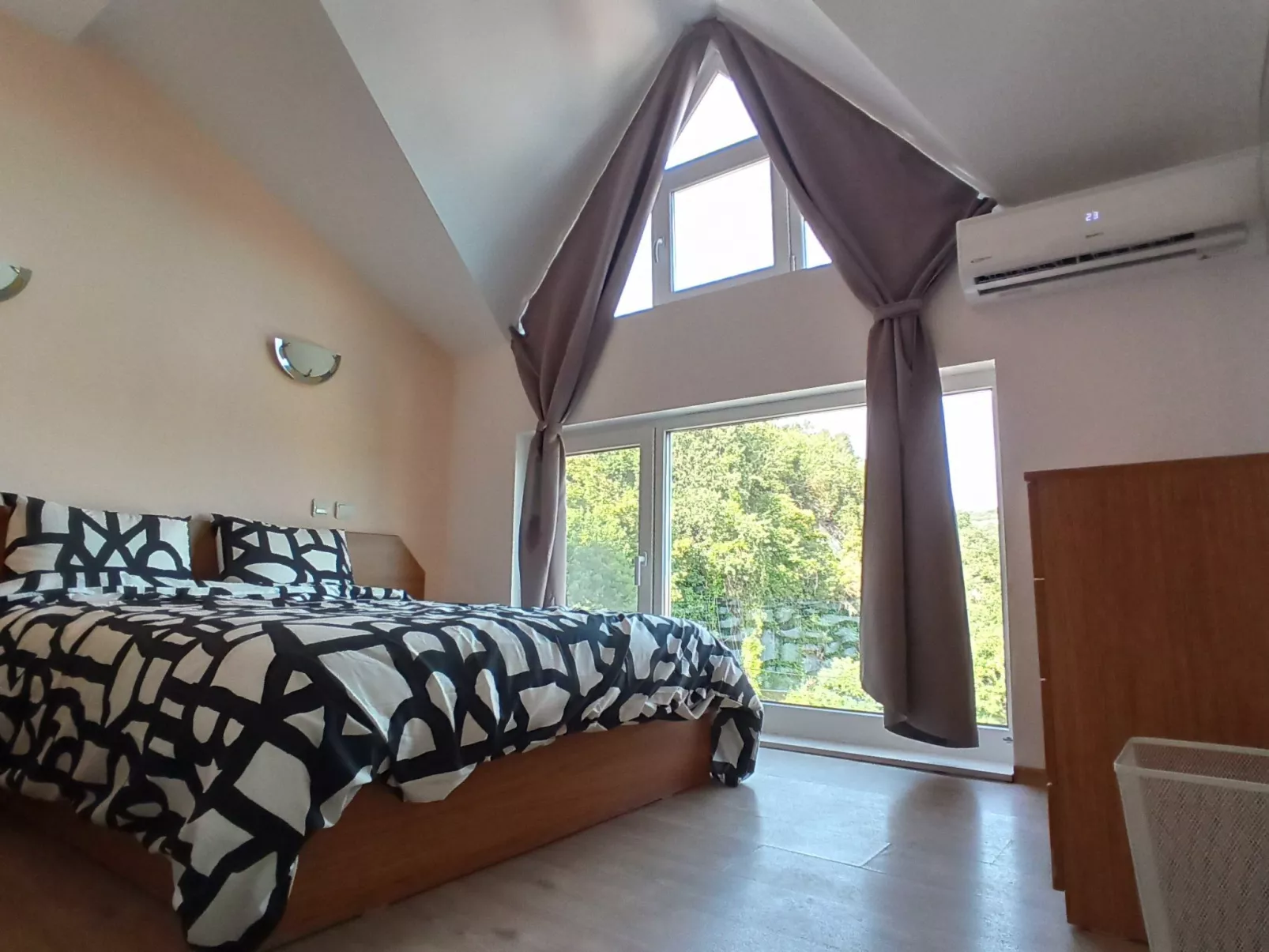 Familienvilla mit Meerblick "Arode Villa Ovid"-Binnen