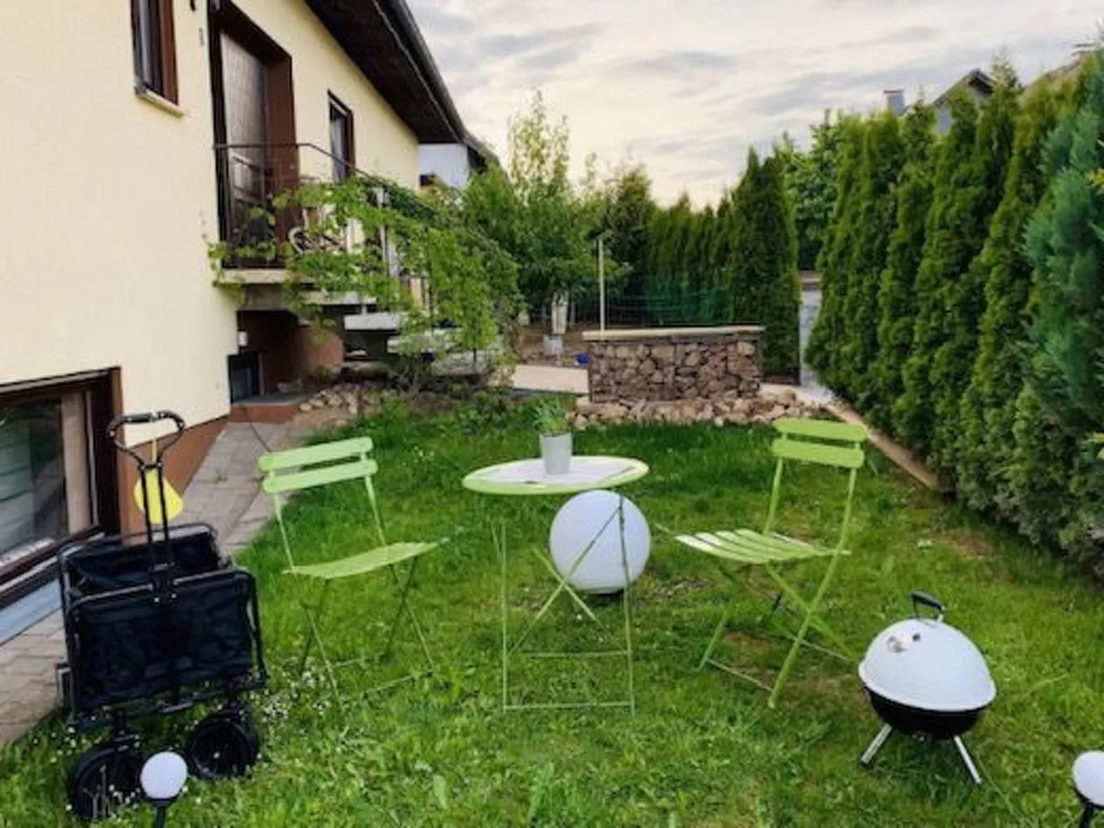 In Goddelsheim mit Eigener Terrasse-Buiten