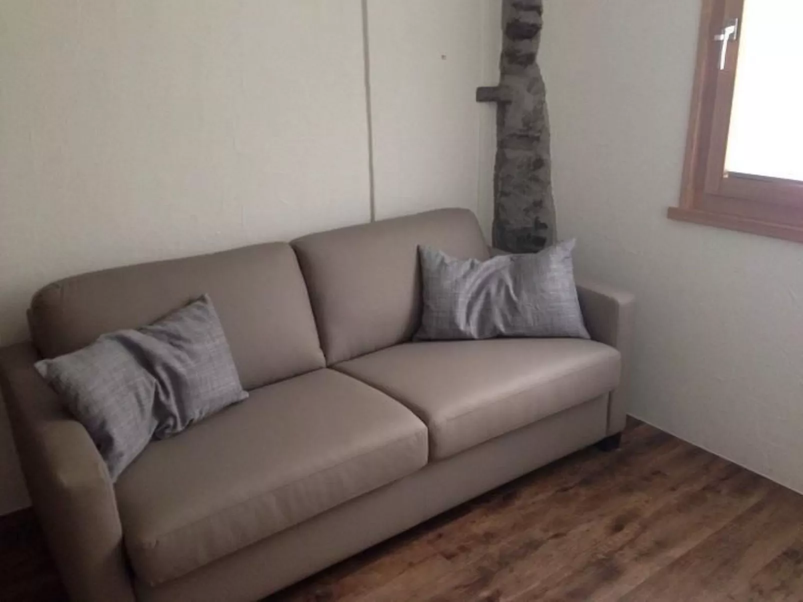 Charmantes 3.5 Zi Rustico-Binnen