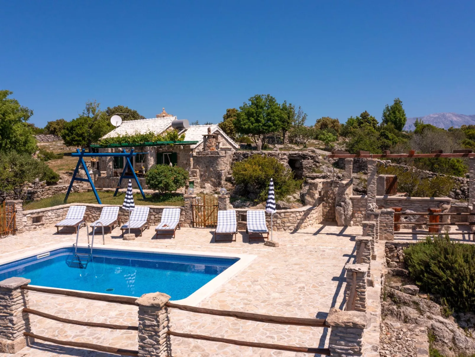 Ranch Visoka in Selca mit Panoramablick aufs Meer-Buiten