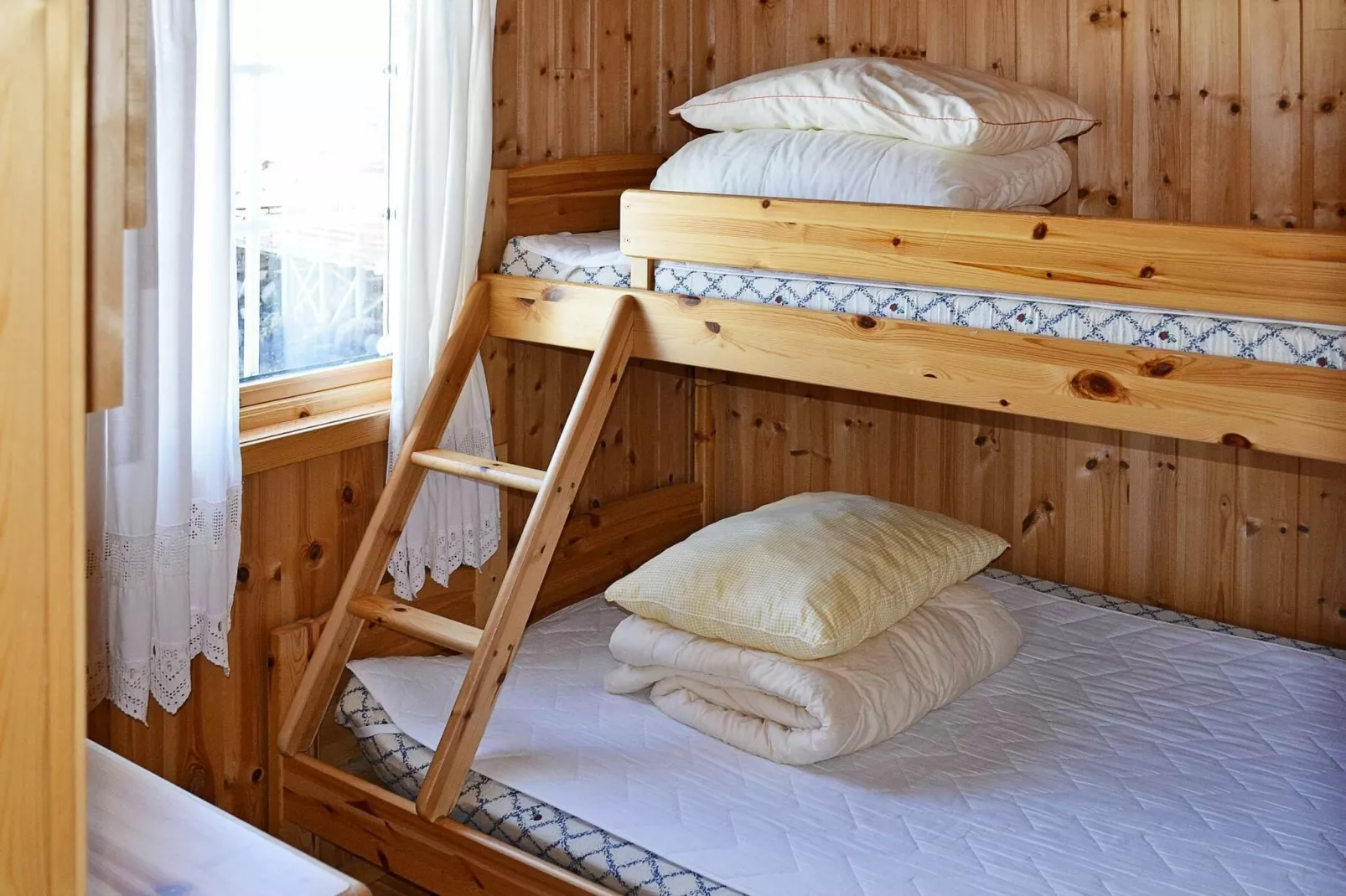 3 persoons vakantie huis in Henningsvær-By Traum-Binnen