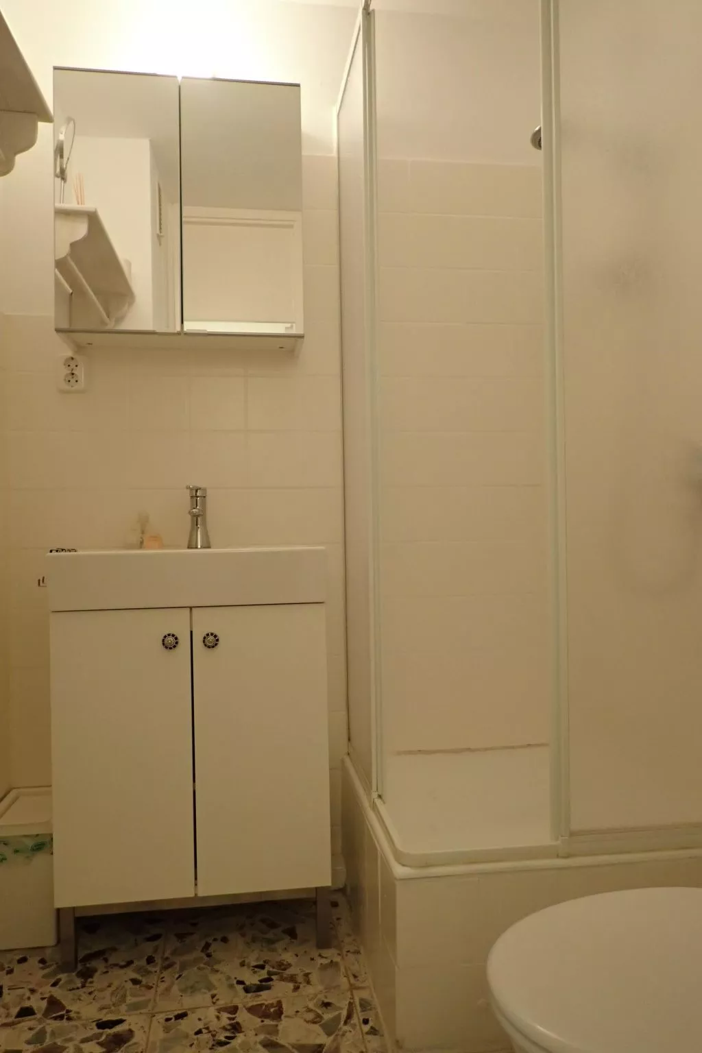 Strandnahes Studio mit kleiner Gartenterrasse-Binnen