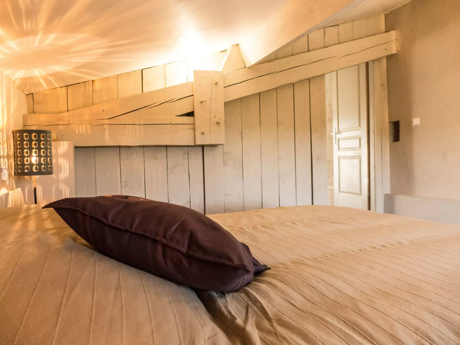 Villa mit Garten, Grill und Terrasse-Binnen