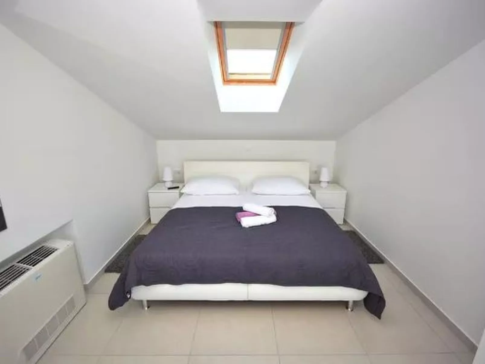 Komfortable Wohnung mit privatem Jacuzzi-Binnen