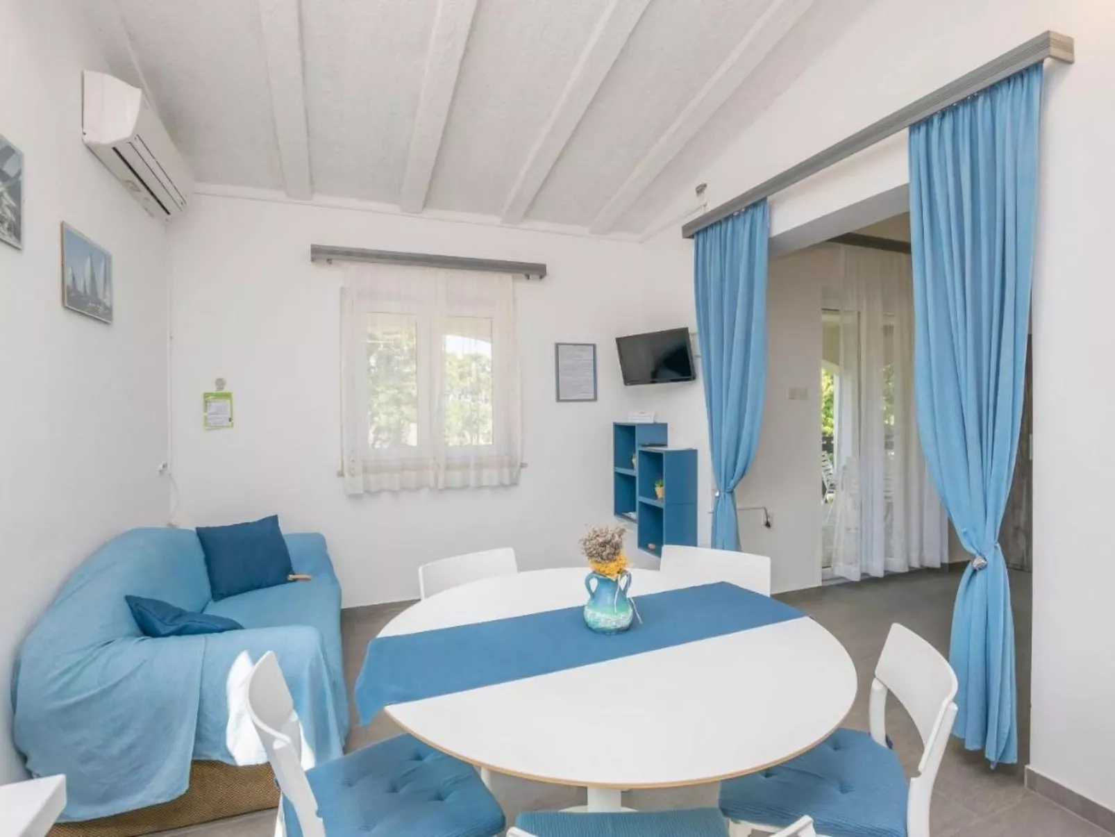 Wohnung "Mira" direkt am Strand-Image-tags.info