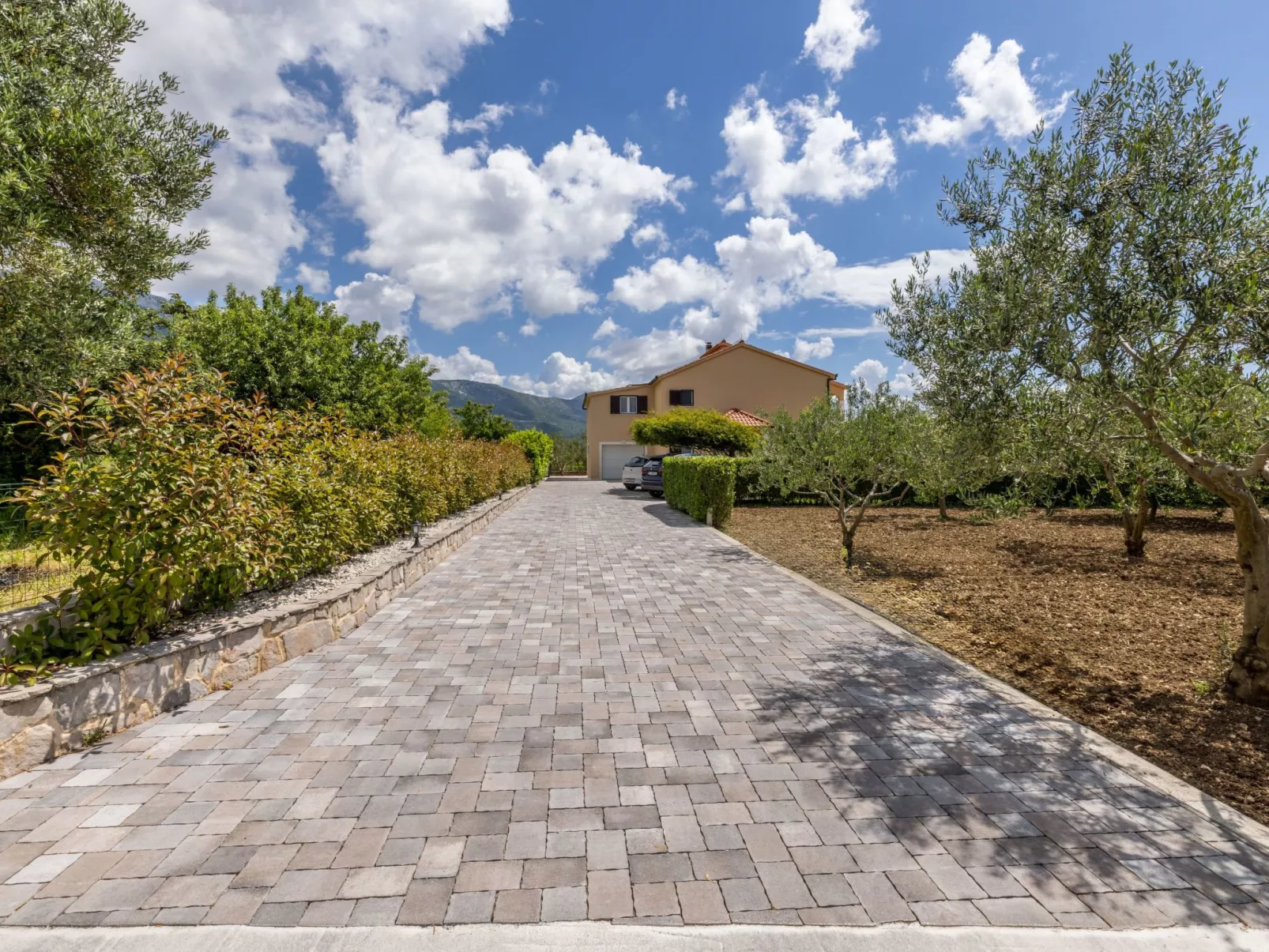 Villa Oasis privater Pool für bis zu 10 Personen-Buiten