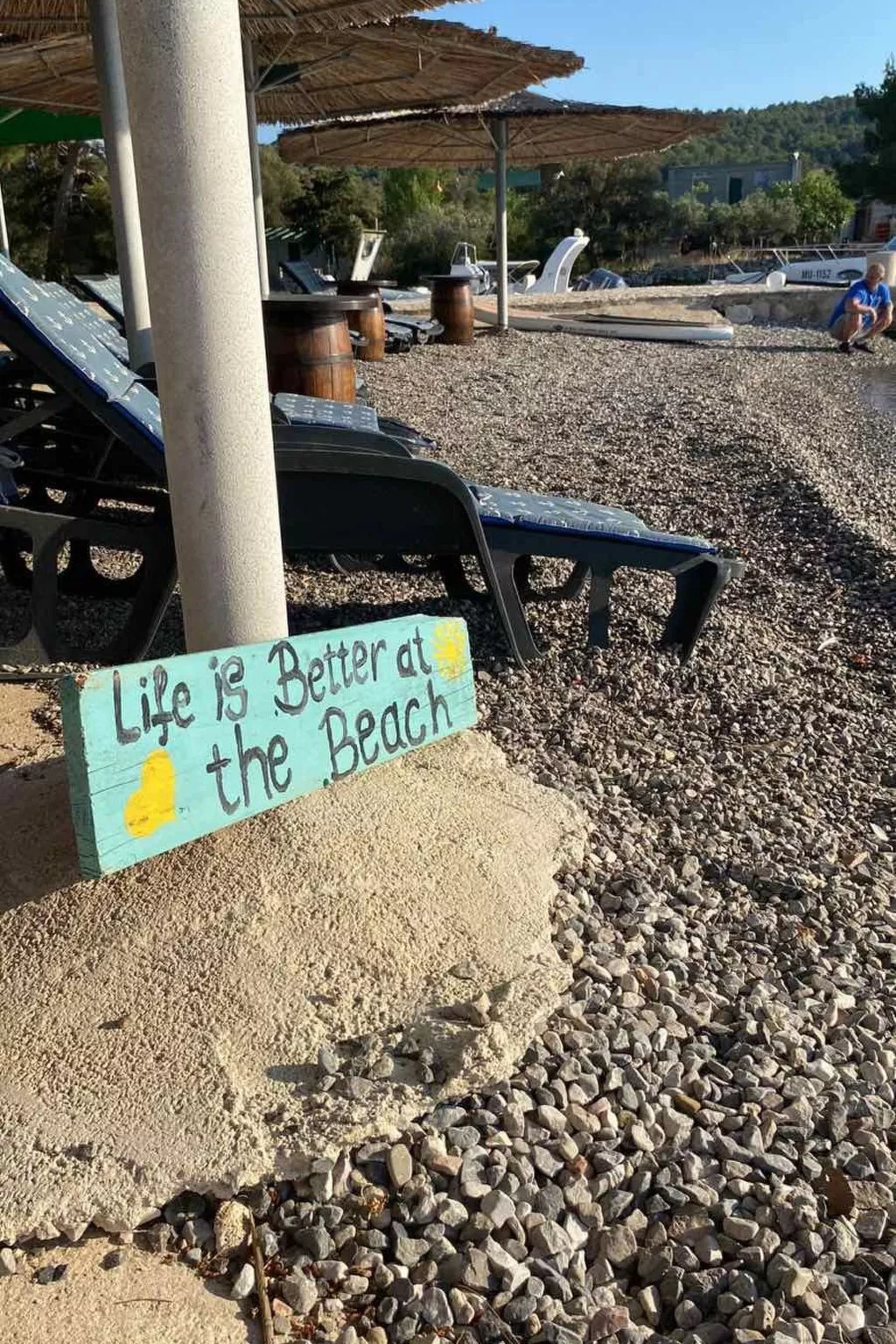 Strandhaus Danica - Ferienanlage Bain, Žut - Kornati-Image-tags.info