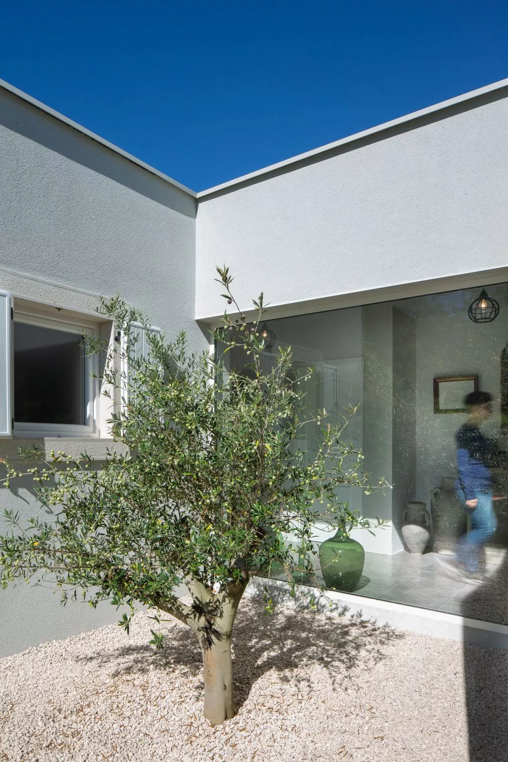 Mit eigenem Pool-Buiten