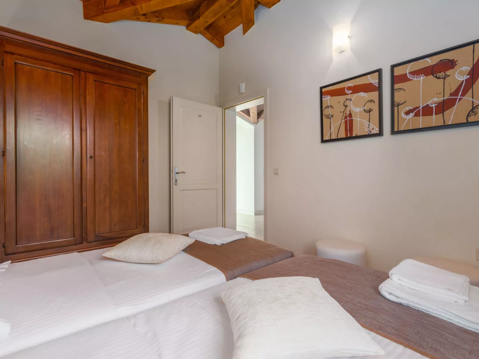 Ganz tolle Villa bis 12 Personen mit vielen Extras-Binnen