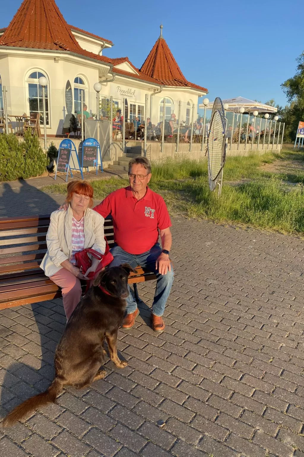 Moderne Wohnung in Karlshagen mit Grill und Garten - Buiten