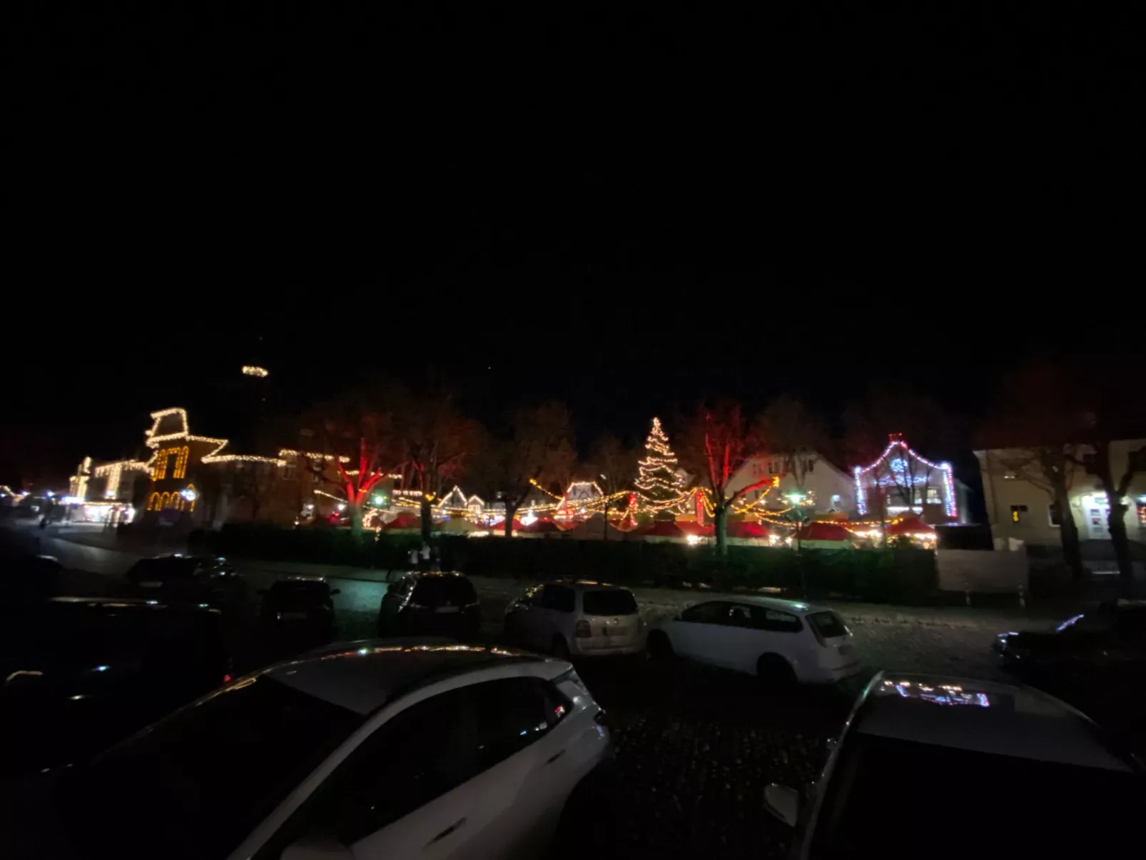 In ruhiger Lage mit großem Balkon-Buiten