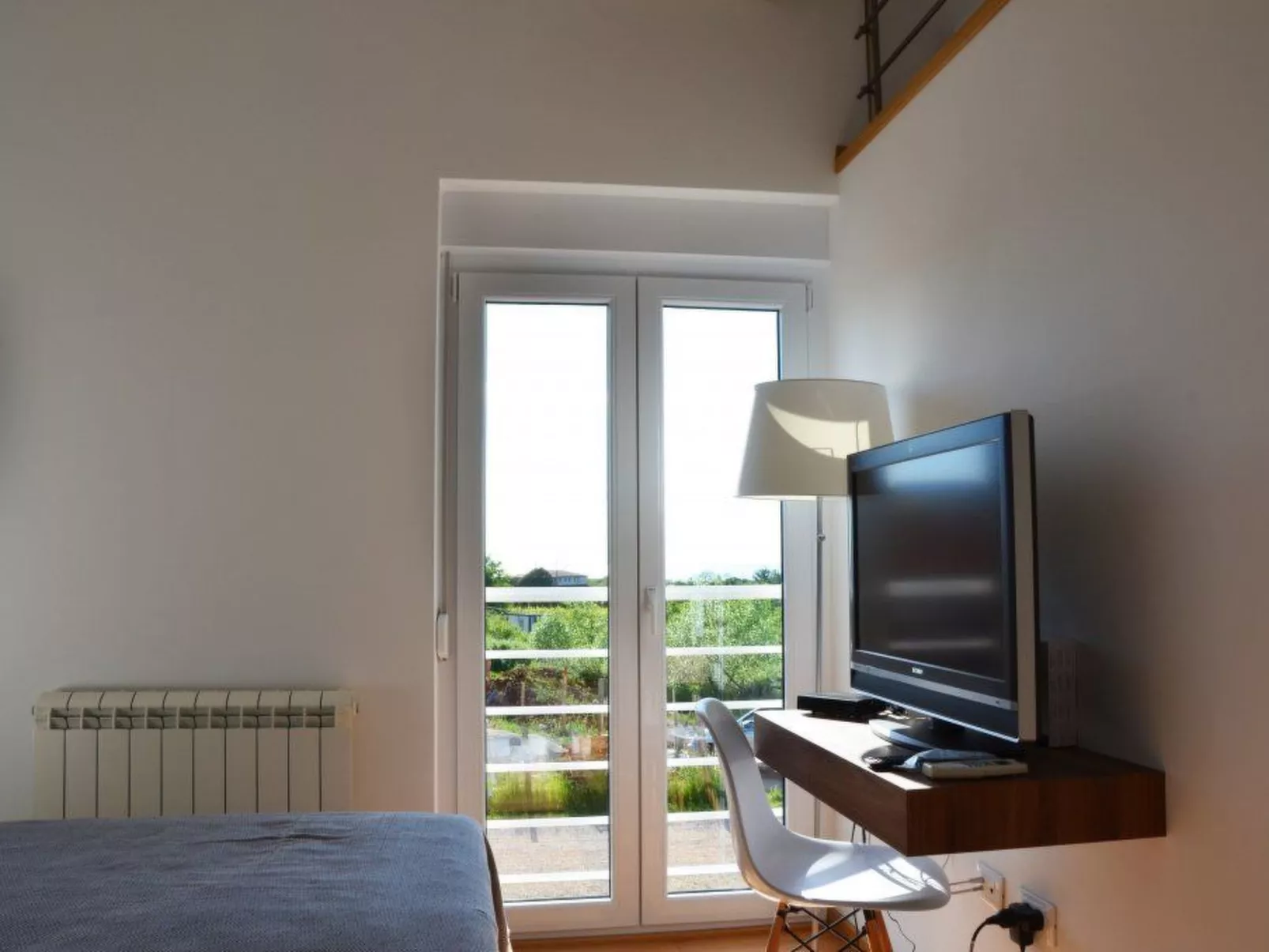 Mit Blick auf das Wasser-Image-tags.info