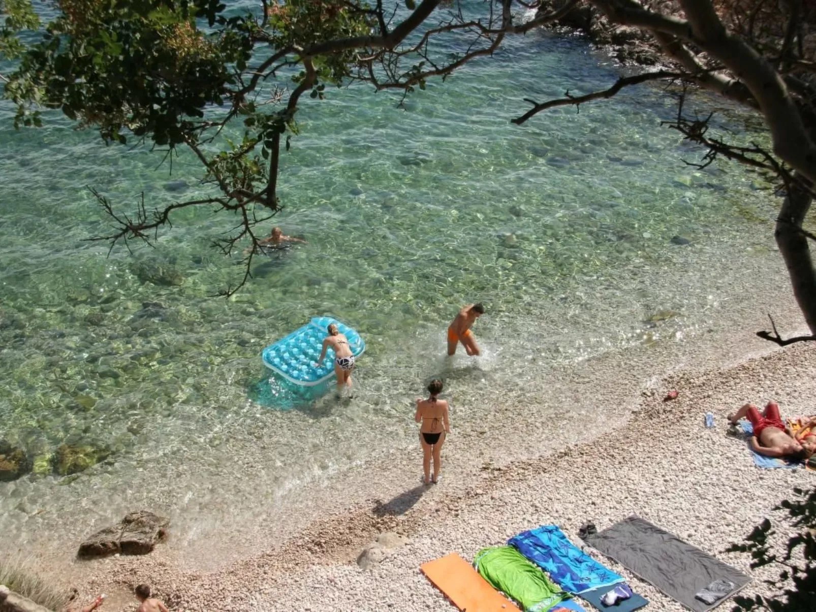 Wohnung für 3 Personen mit Terrasse-Image-tags.info