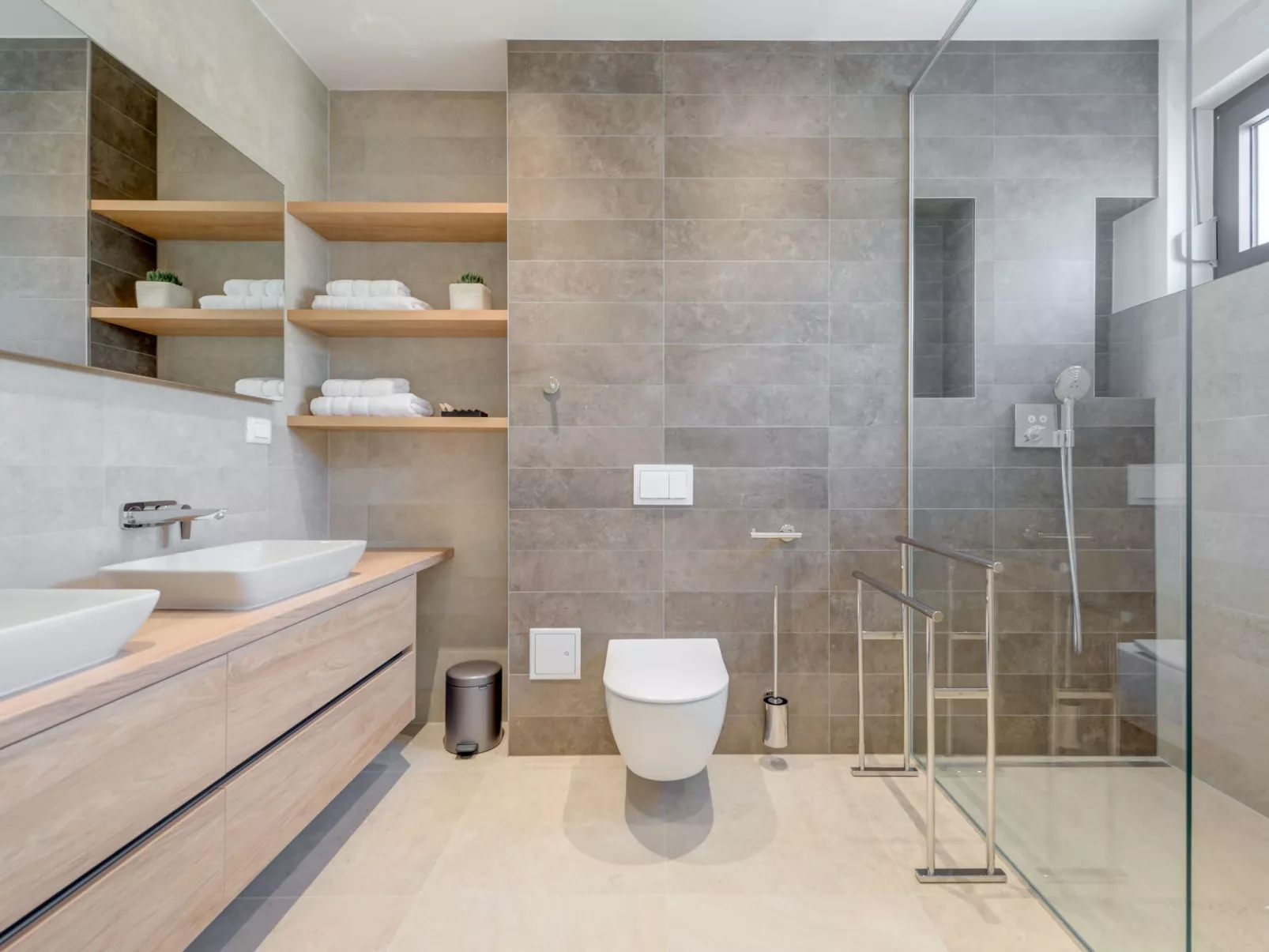 Charmantes Haus in Sevid mit privatem Parkplatz-Binnen