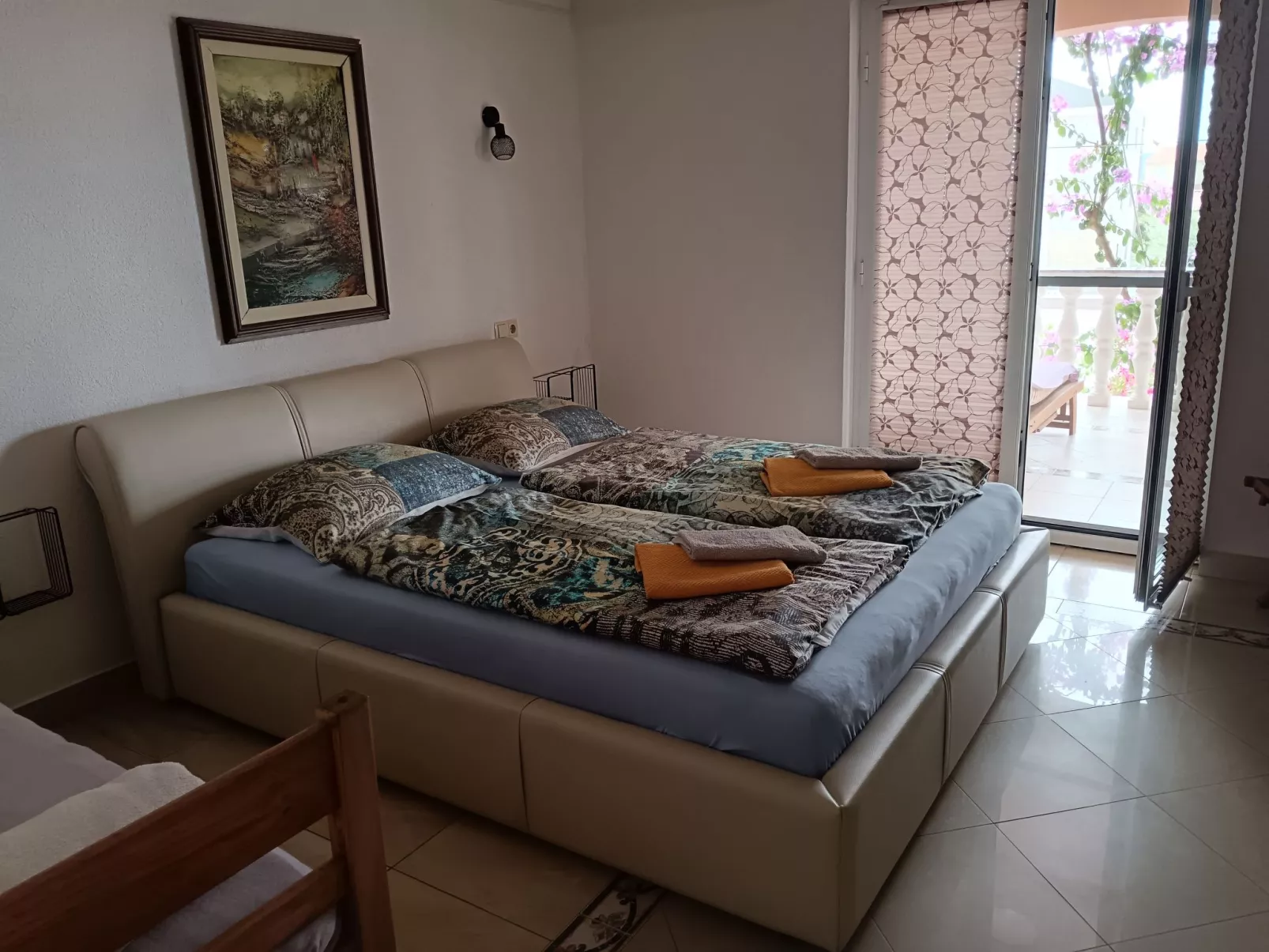 Mit privater Terrasse-Binnen