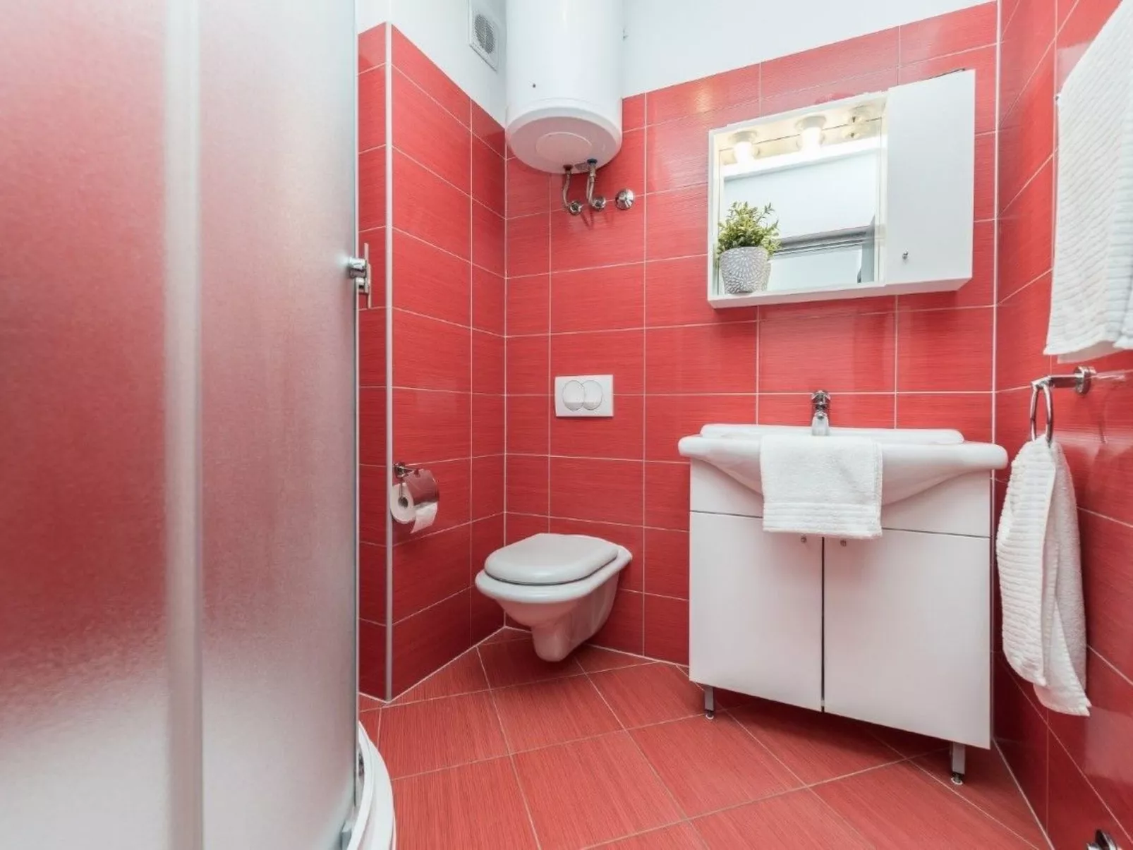 Wohnung Kim Red -von TA Leut Agency-Binnen