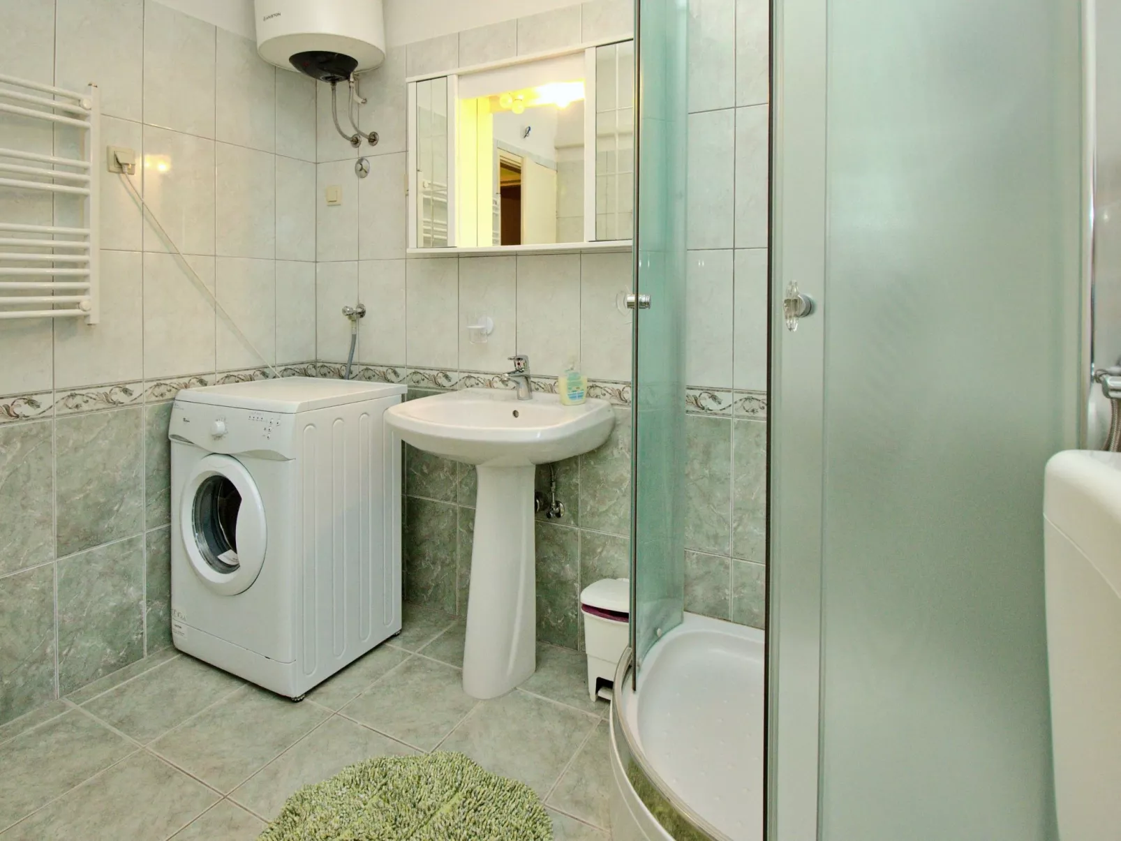 Apartment Radosna-Binnen