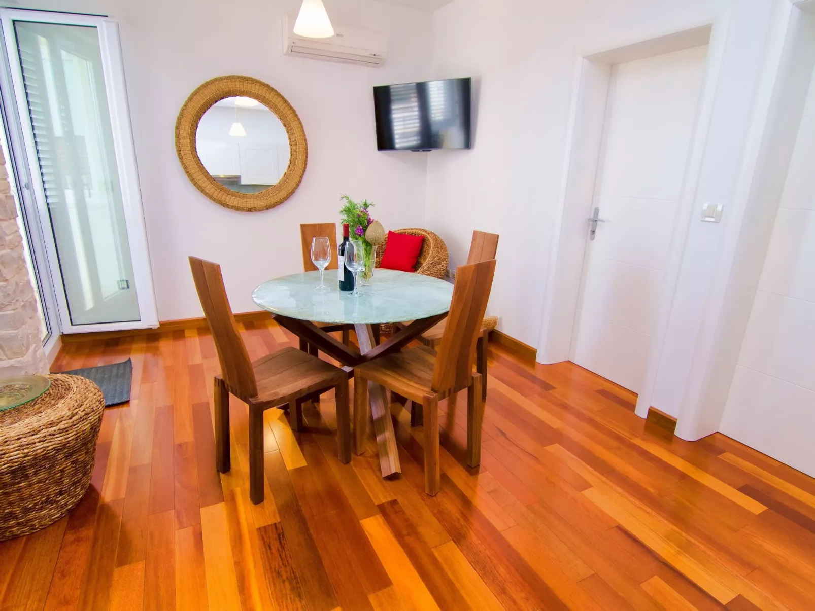 Wohnung für 2, Schwimmbad-Binnen