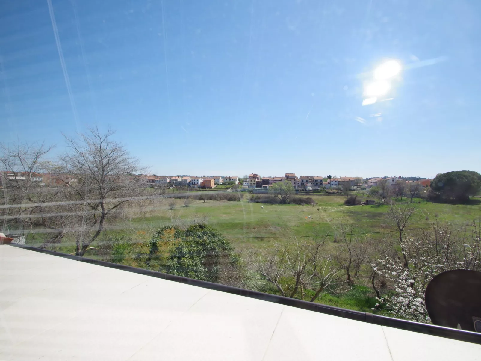 In Valbandon mit schönem Balkon-Buiten