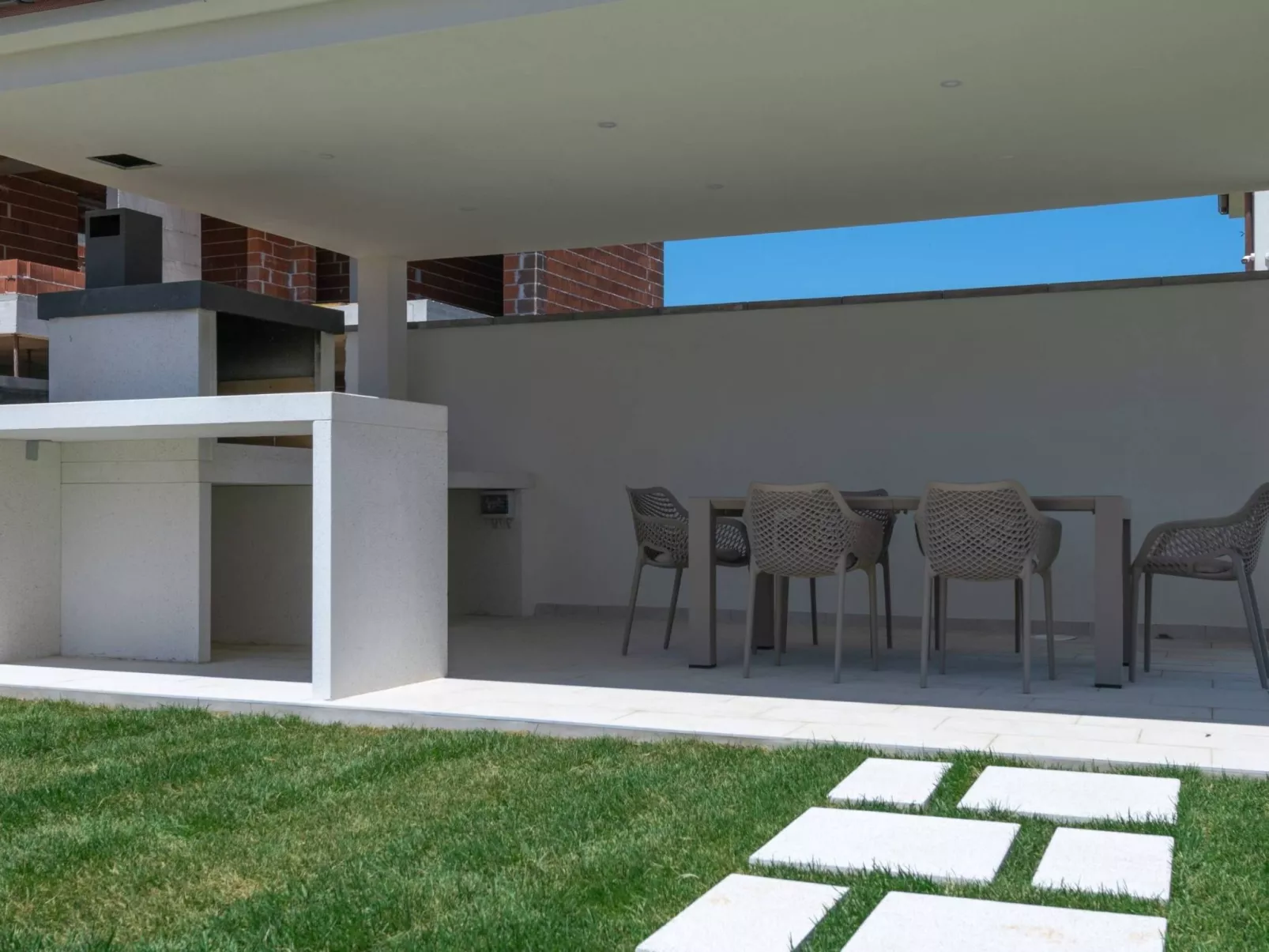 Für 7 Personen und 1 Kind in Vodnjan, Istrien (Istrische Riviera)-Buiten