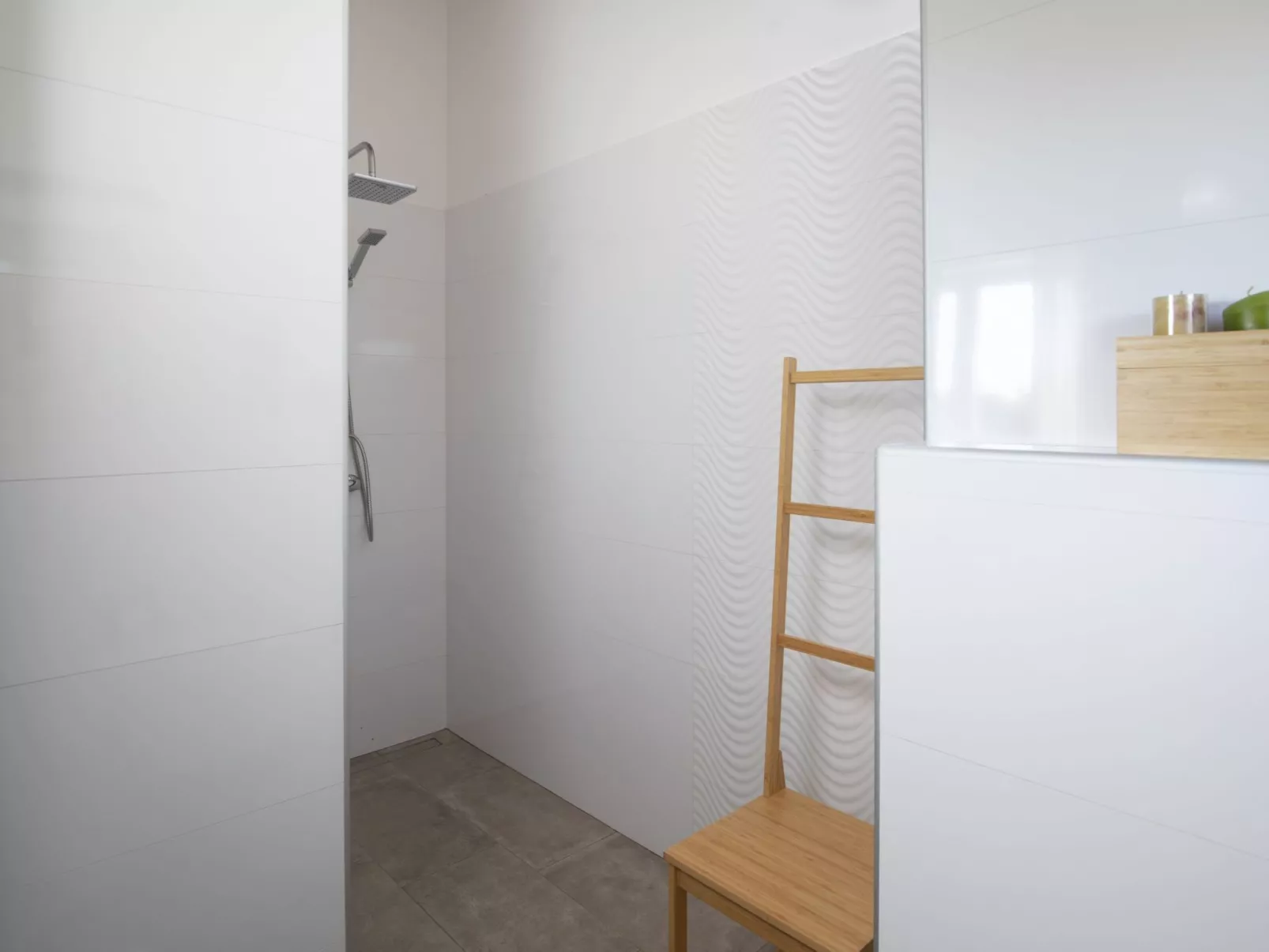 "Villa Matea" mit privatem Pool-Binnen