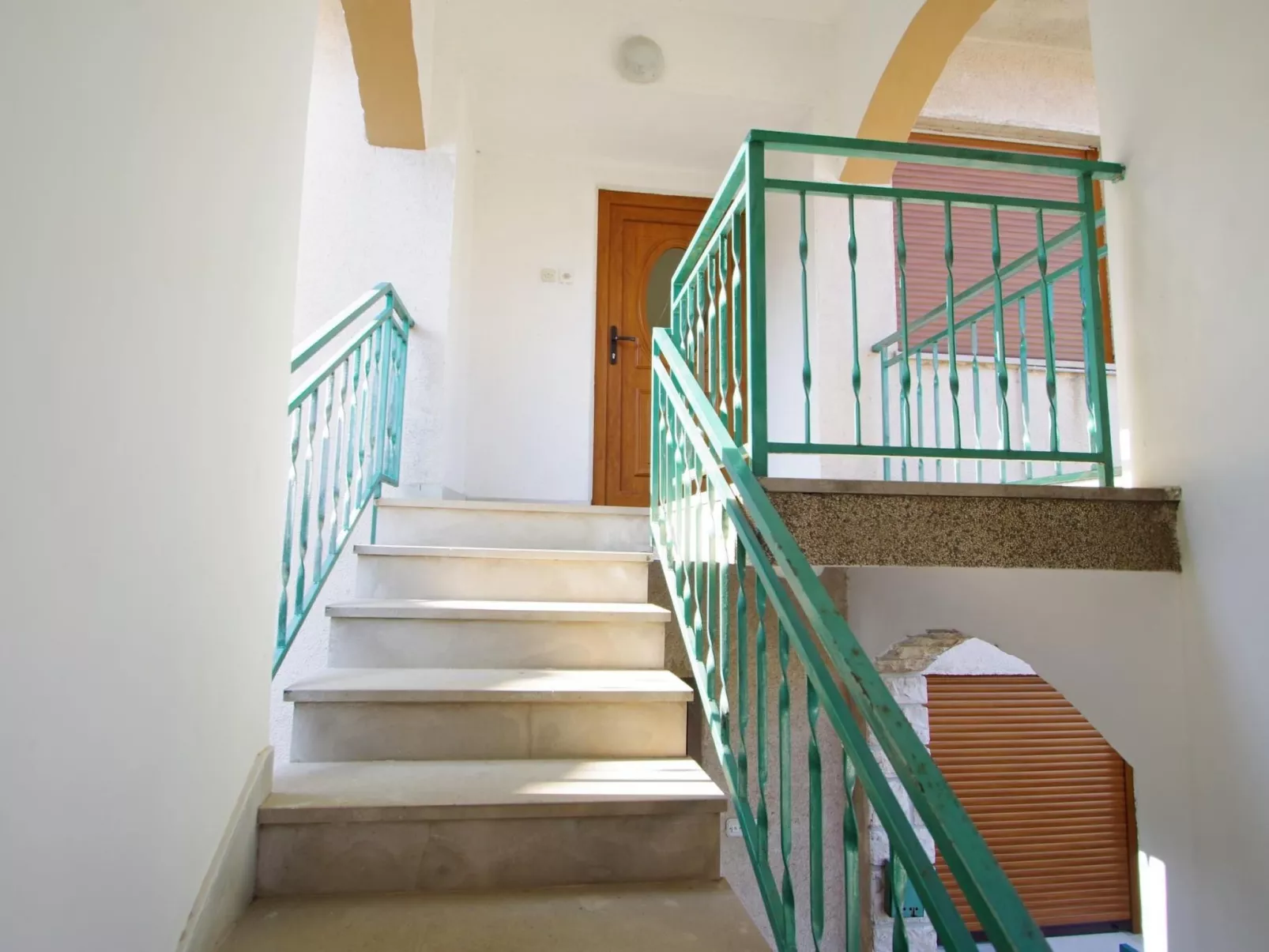 "Gortanova" mit privatem Balkon-Binnen