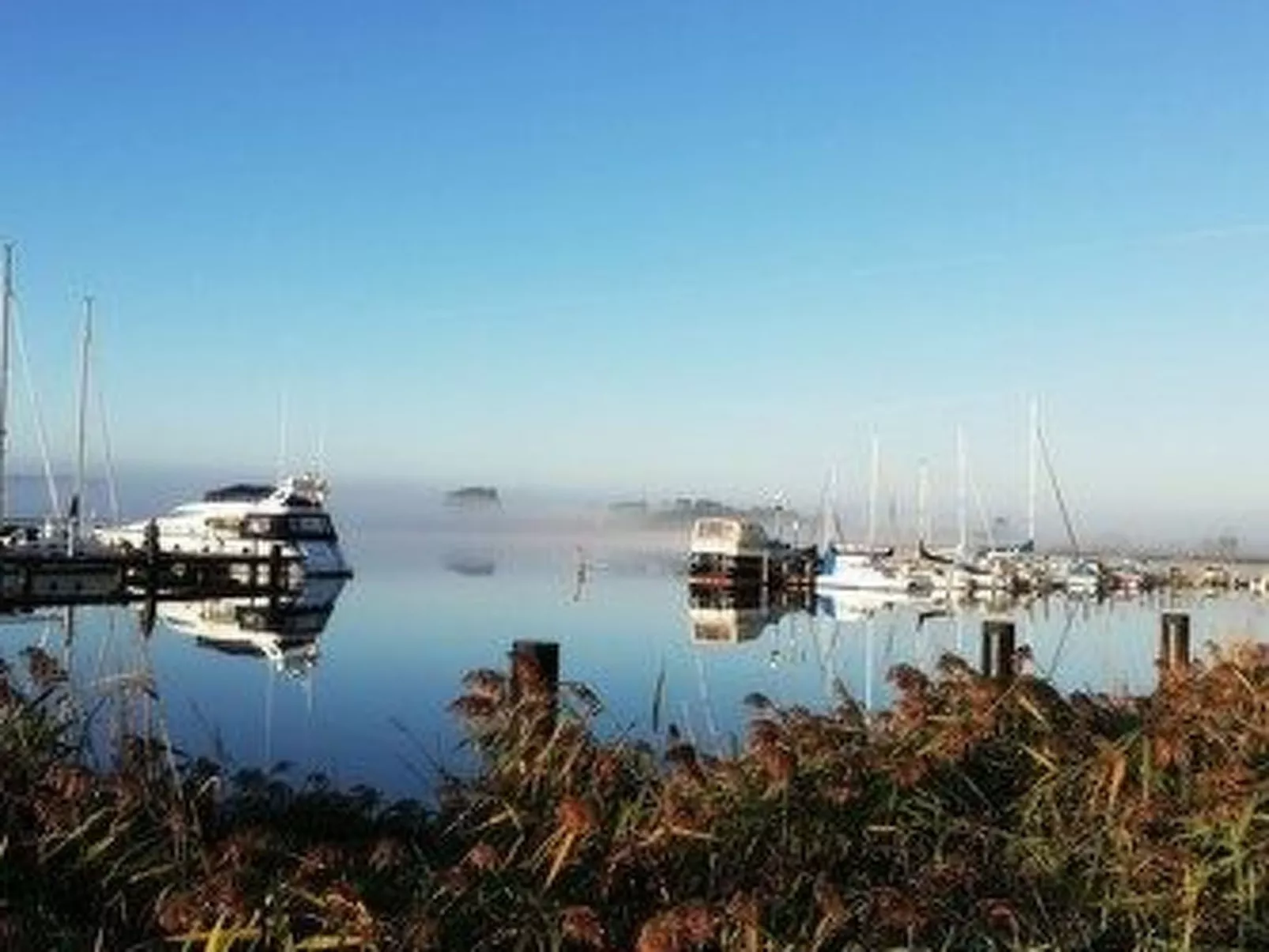 Ferienbungalow mit Terrasse und Seeblick in Sellin-Buiten